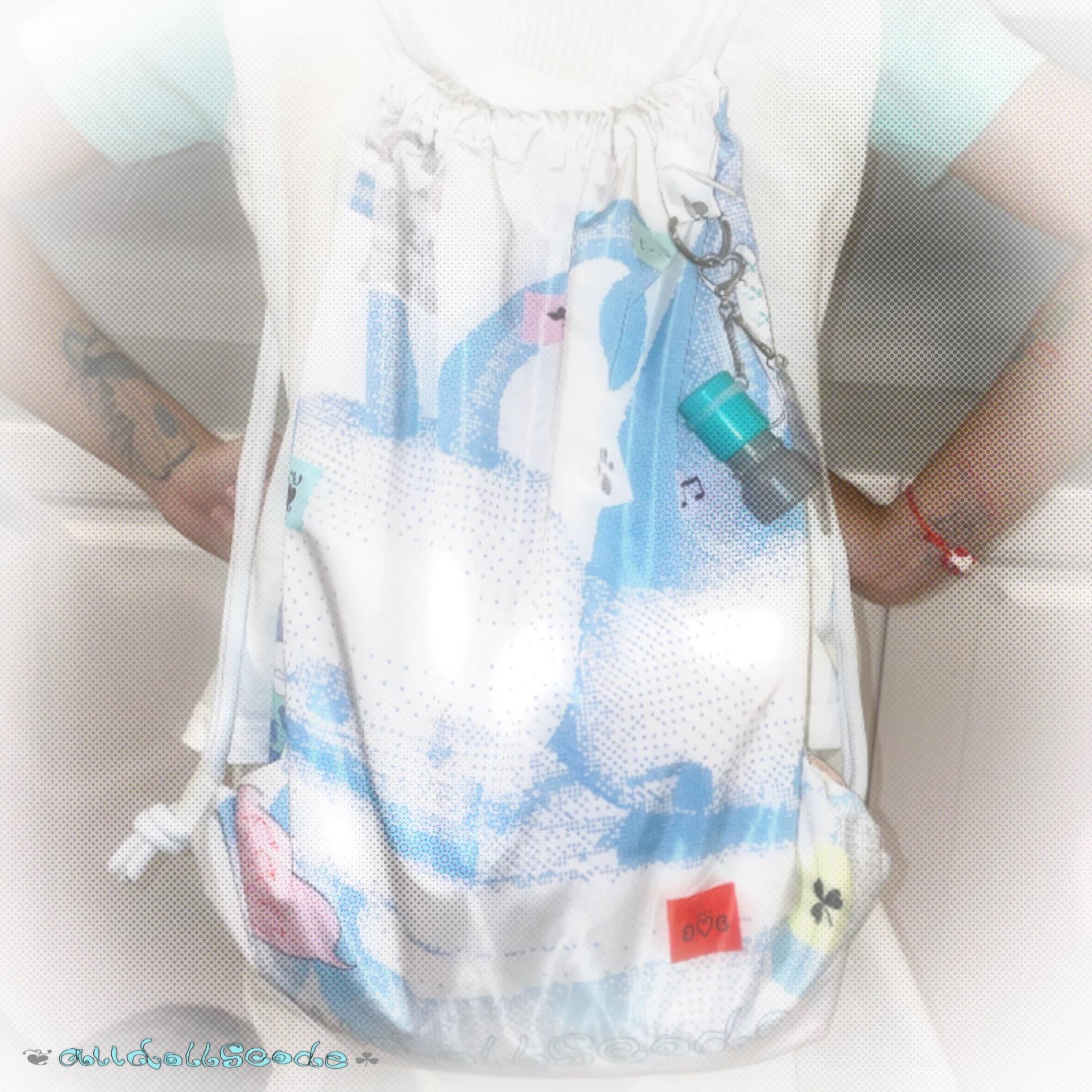 Dual-shoulder waterproof drawstring bag