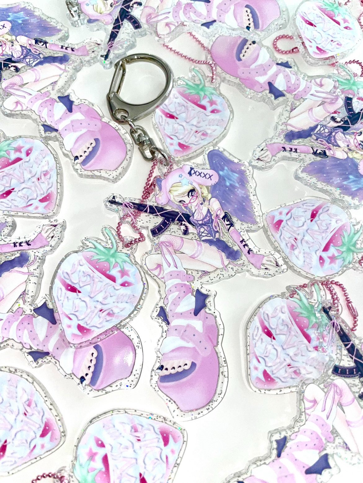 LOVE me or DIE glitter acrylic keyring