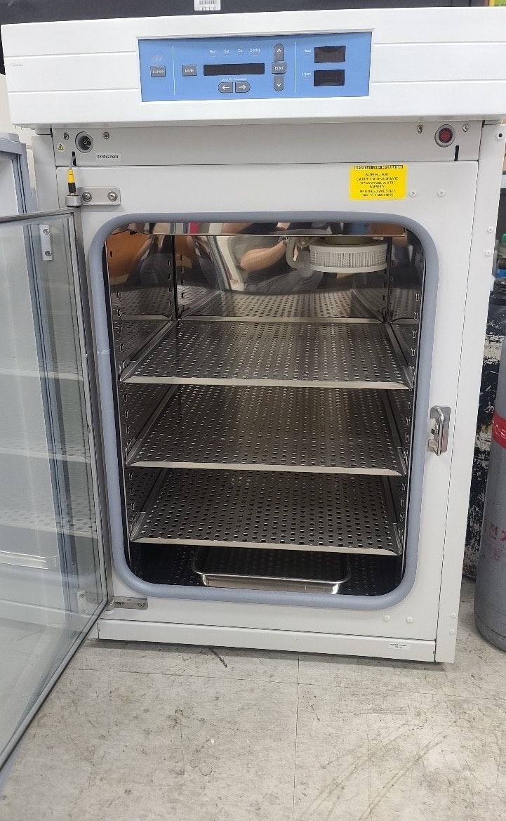Water-Jacketed CO2 Incubator