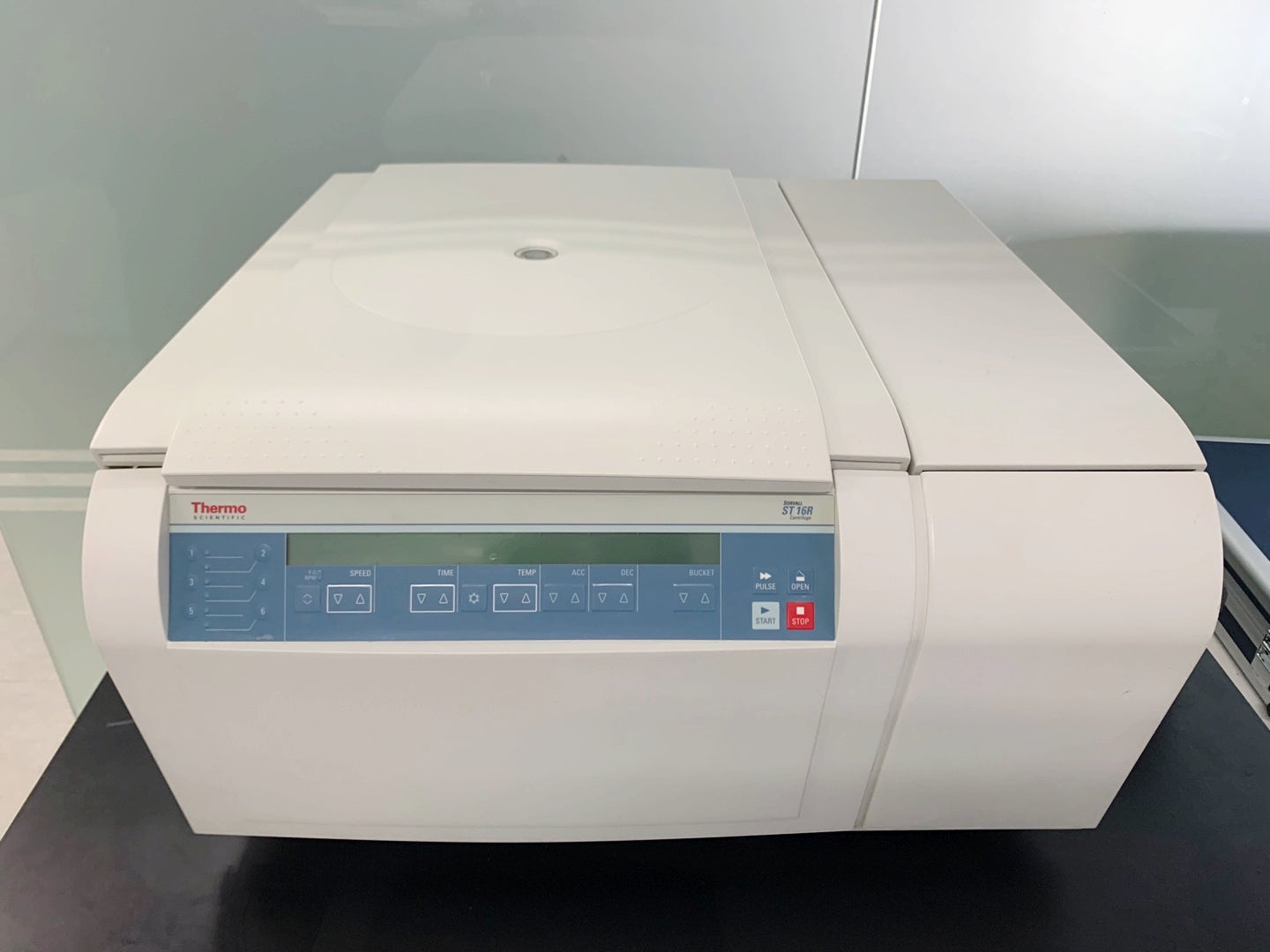Thermo Sorvall ST16R