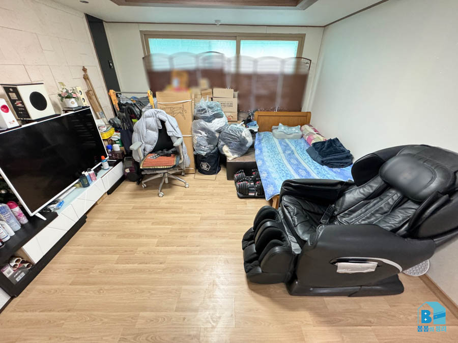 경기광주 장지동 쓰레기집 청소 거실 작업 후 넓어진 거실 모습