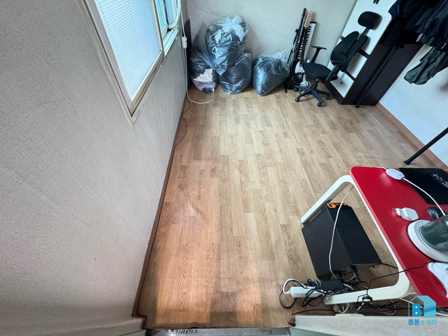 안산시 중앙동 쓰레기집 청소 방 정리 후