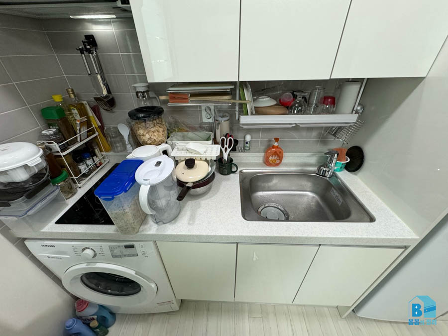 서대문구 홍제동 쓰레기집 식기와 세제가 정리된 주방 싱크대 정리 후
