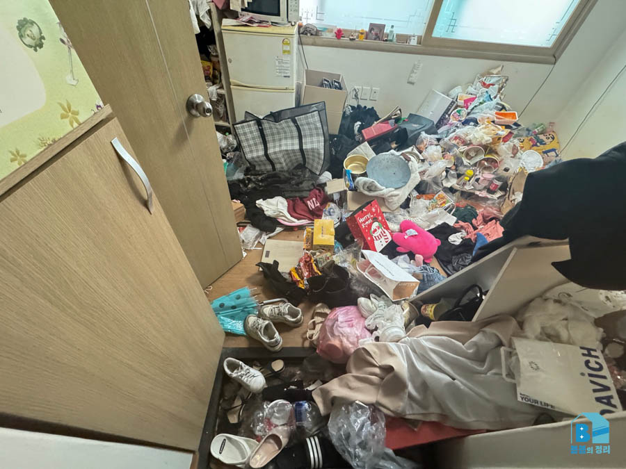 파주시 문산읍 원룸 쓰레기집 청소 전 방 전체