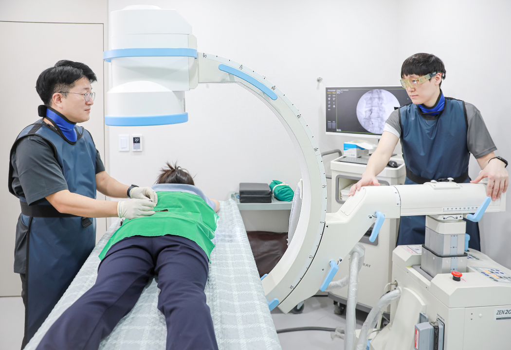 초음파 진단 장면