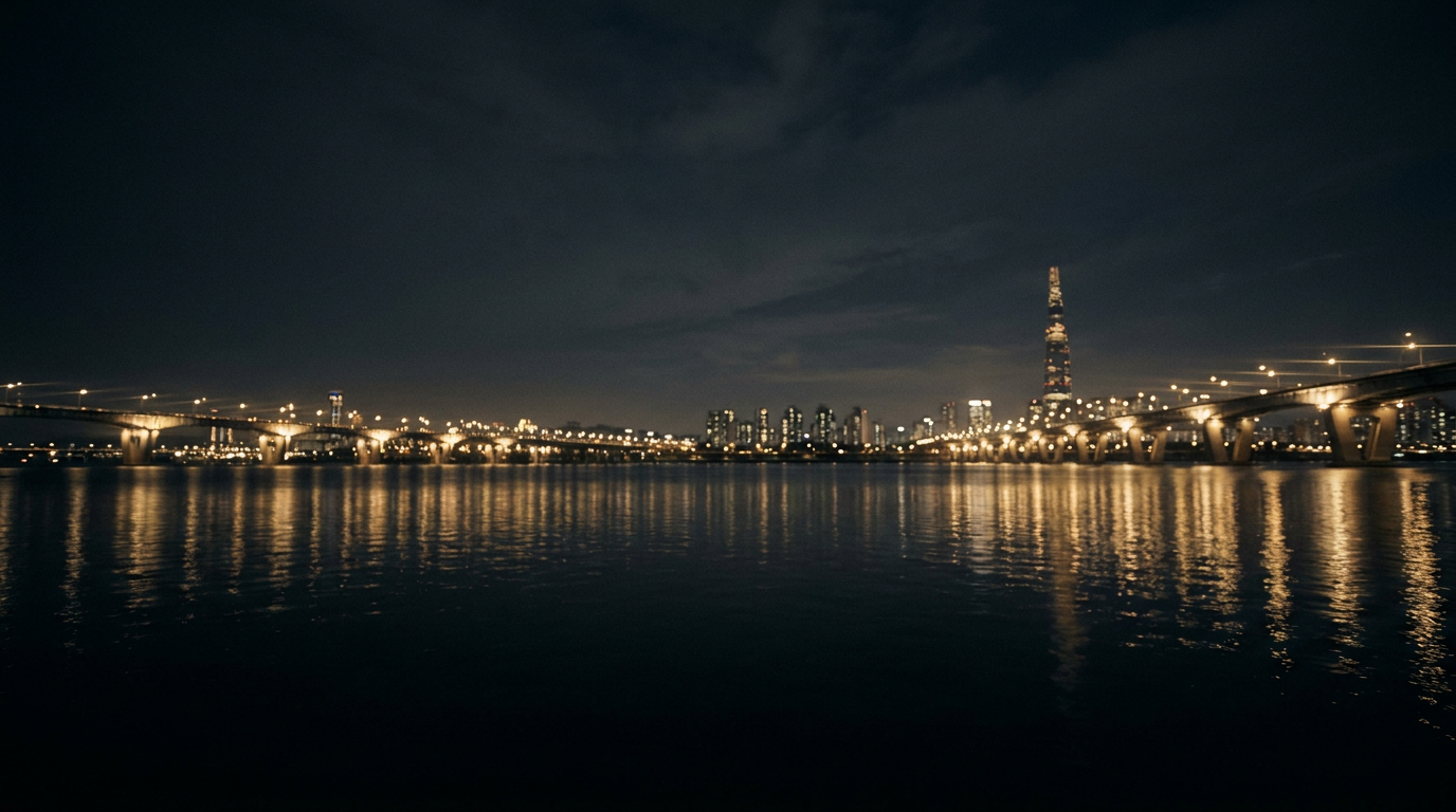 Han River at night from the water