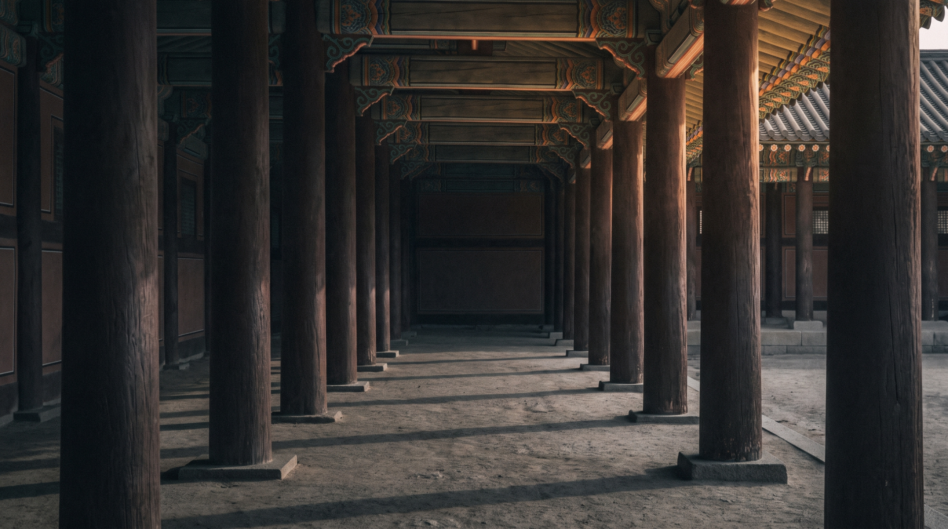 A private itinerary through the palace colonnades of Gyeongbokgung in Seoul