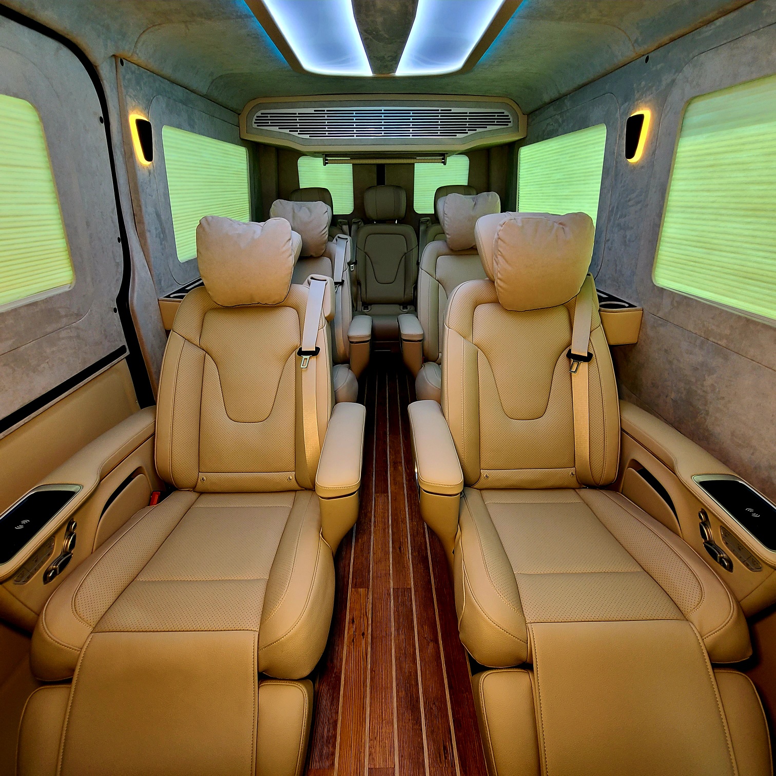 Mercedes-Benz Sprinter [9-Seater] (1 Day)