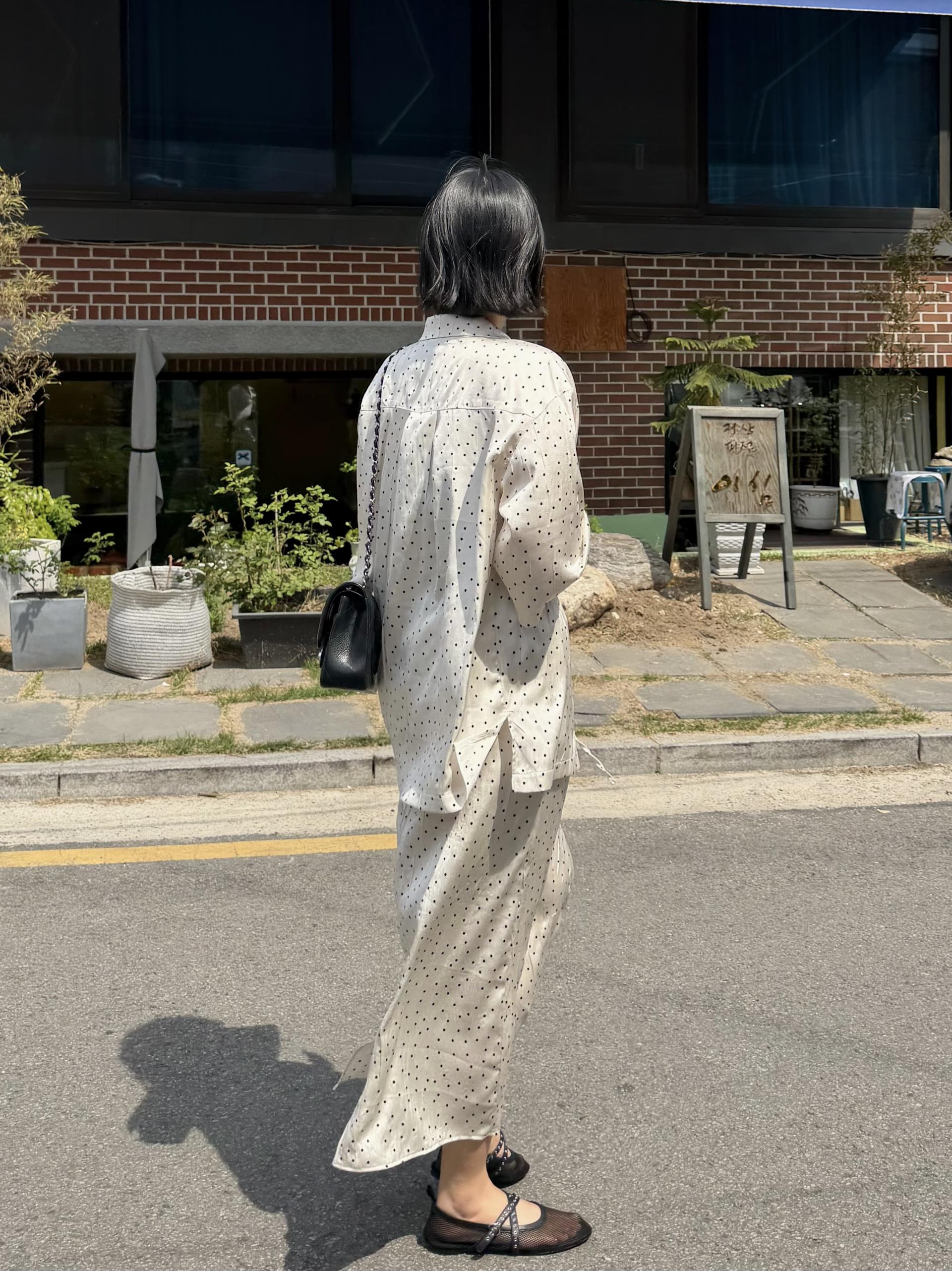 도트주름 SHIRTS