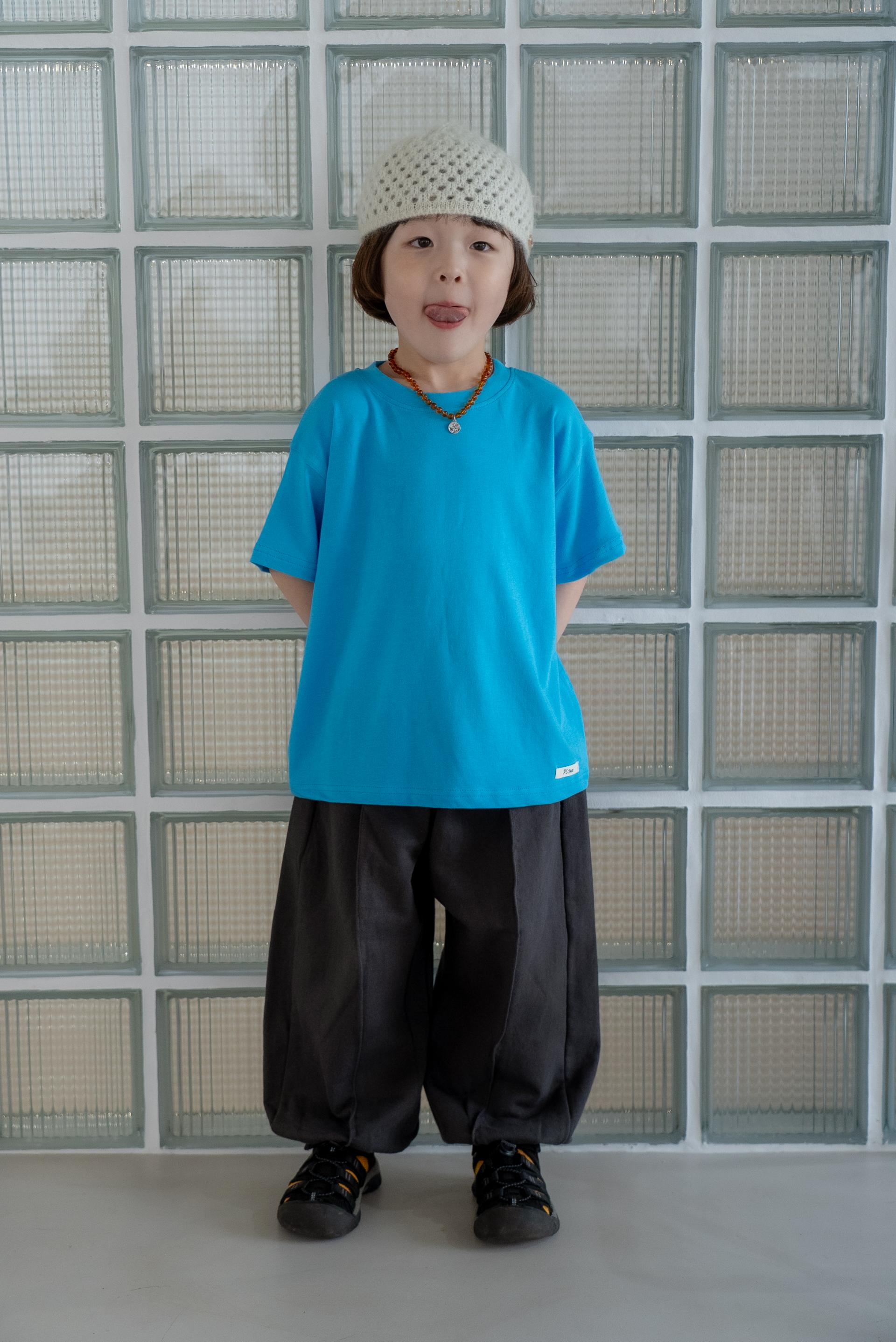 에센셜 T