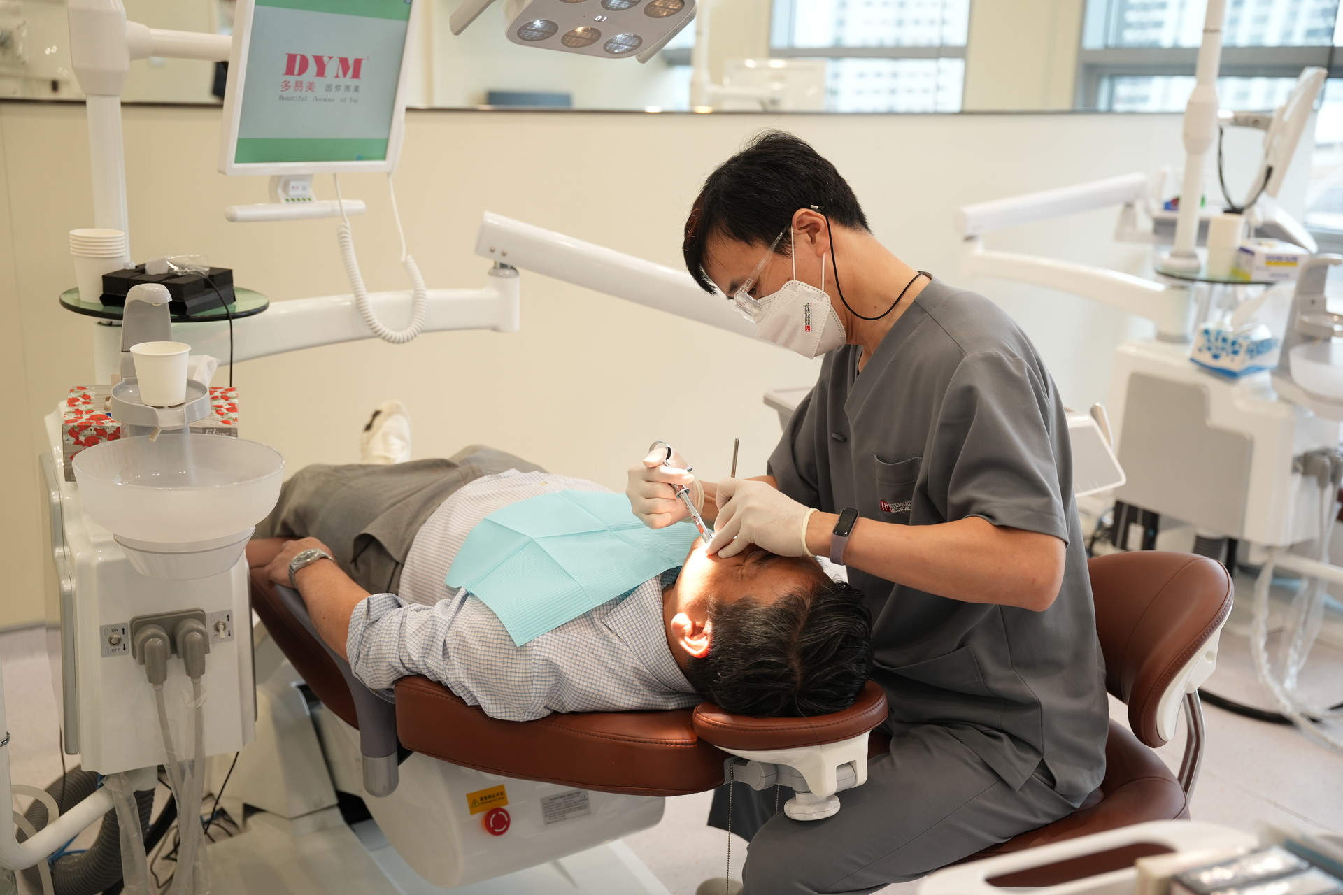 H Plus 의료 서비스