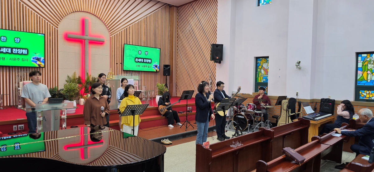23b010901cfa0.jpg