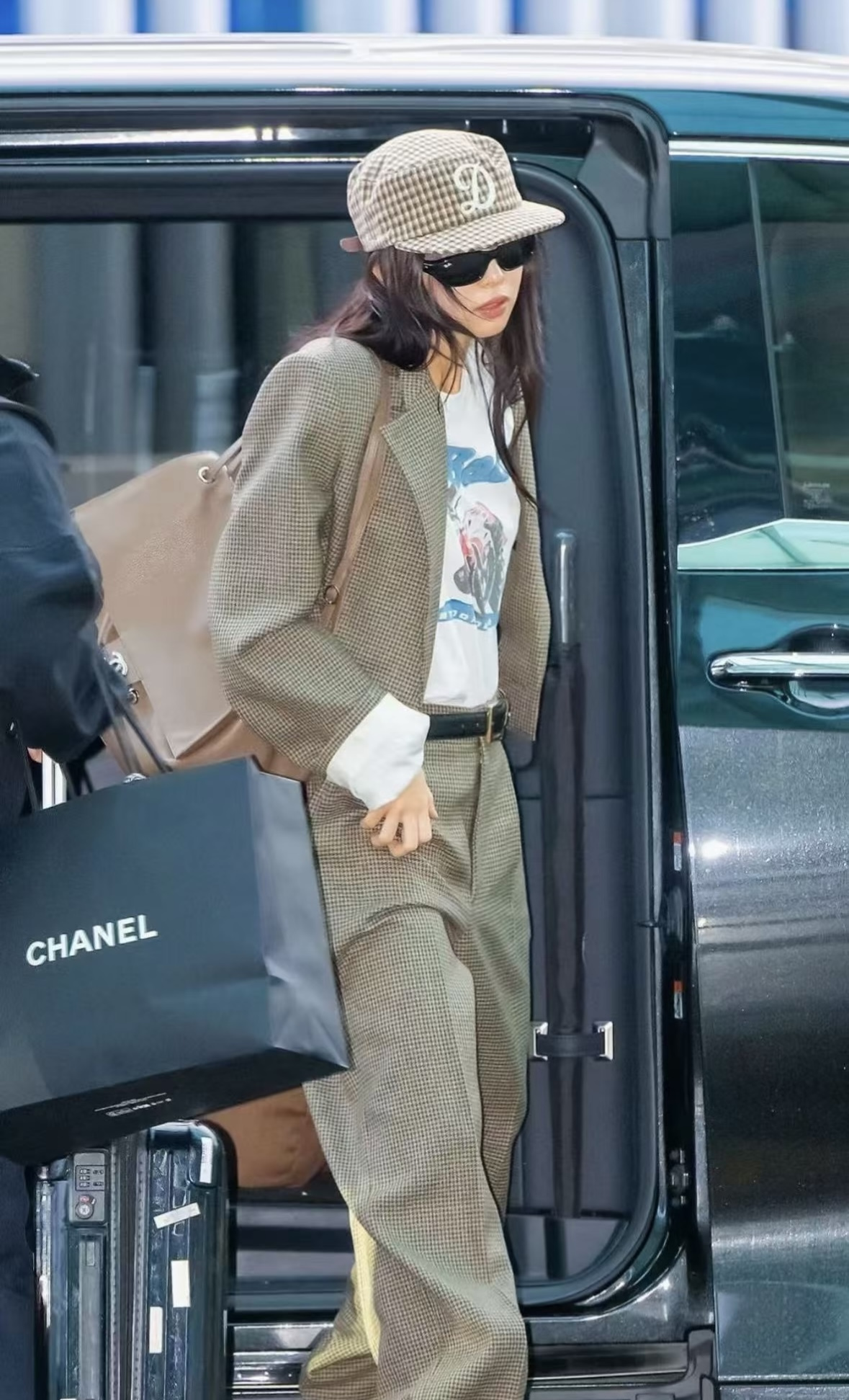 [고퀄] 샤넬 제니 체크 크롭 자켓