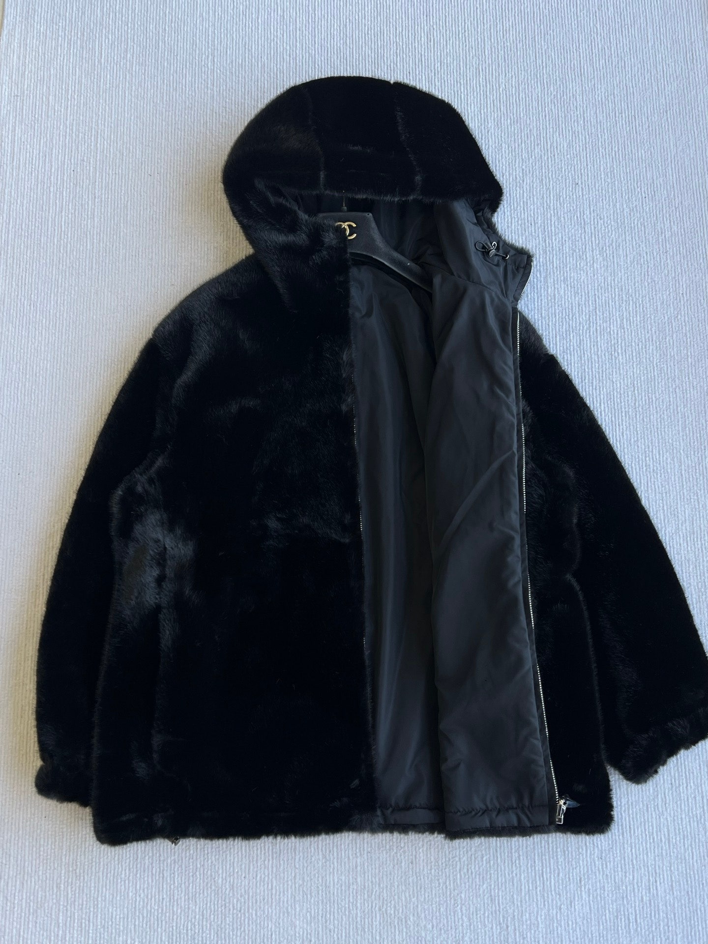 12caaf75dd44c.jpg