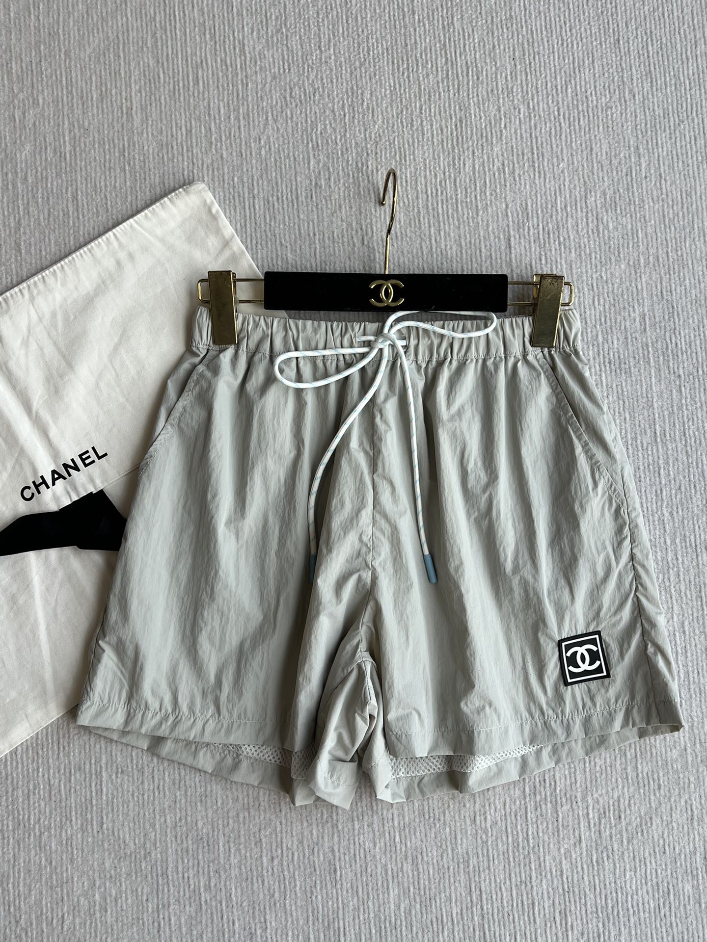 1521a8289cc60.jpg