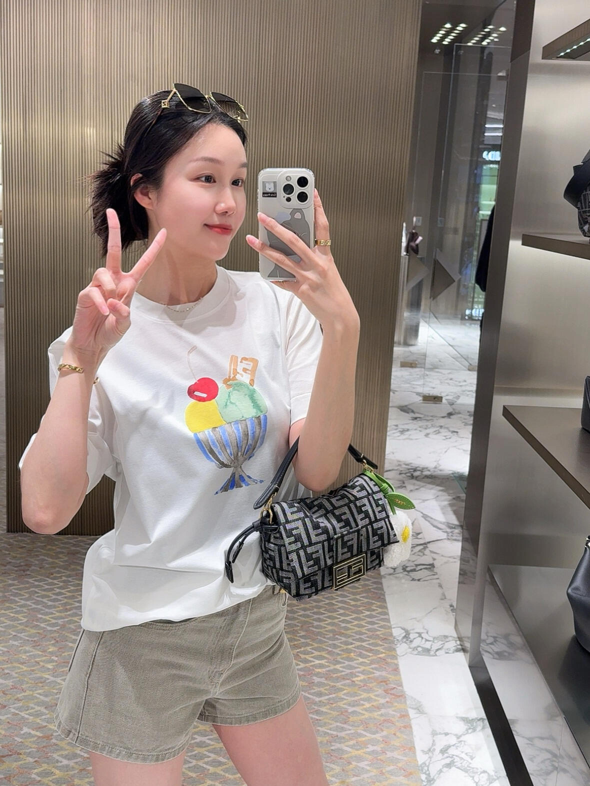 펜디 맨즈 남여공용 반팔티