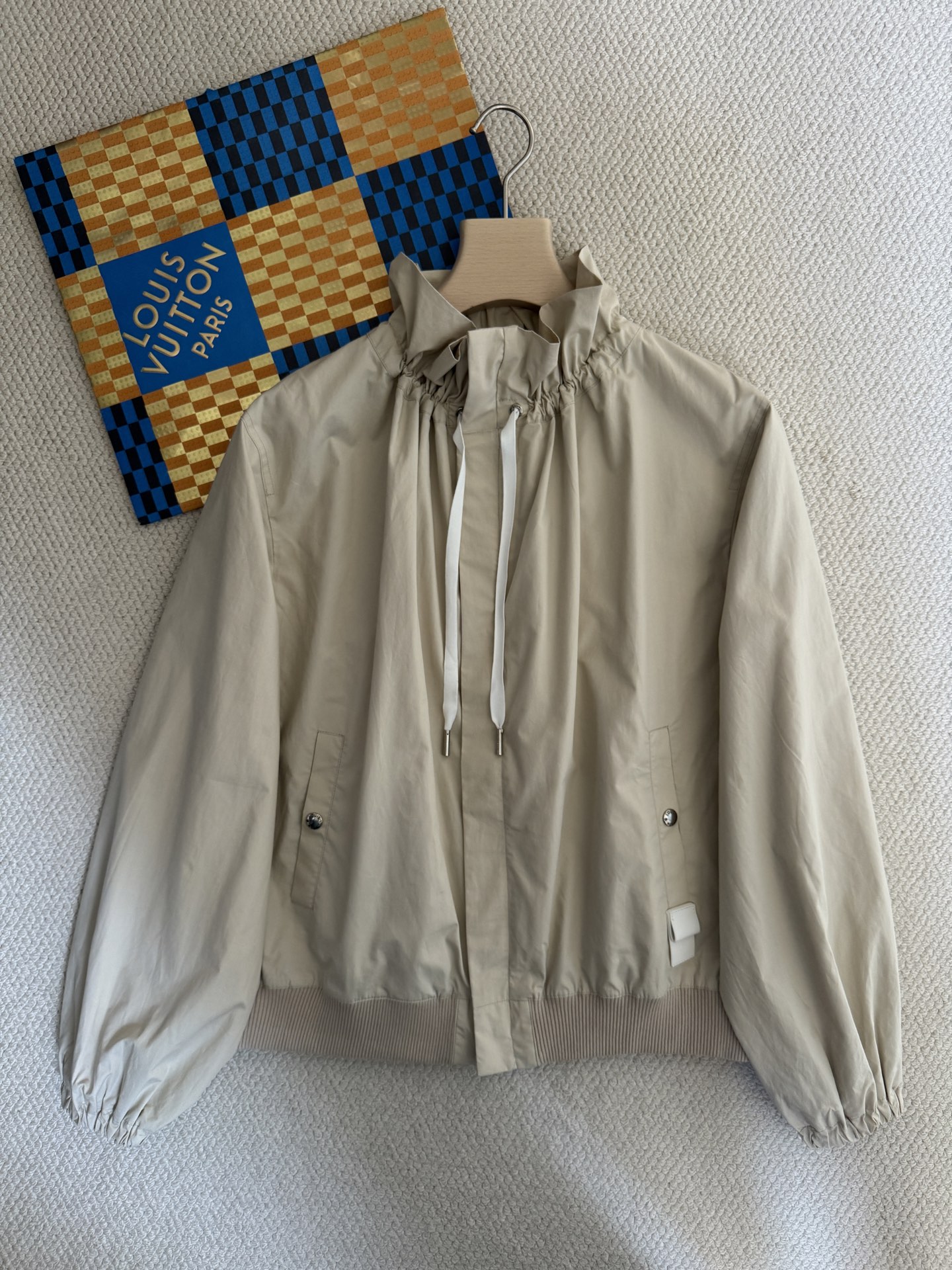 1f30d9d3fc402.jpg