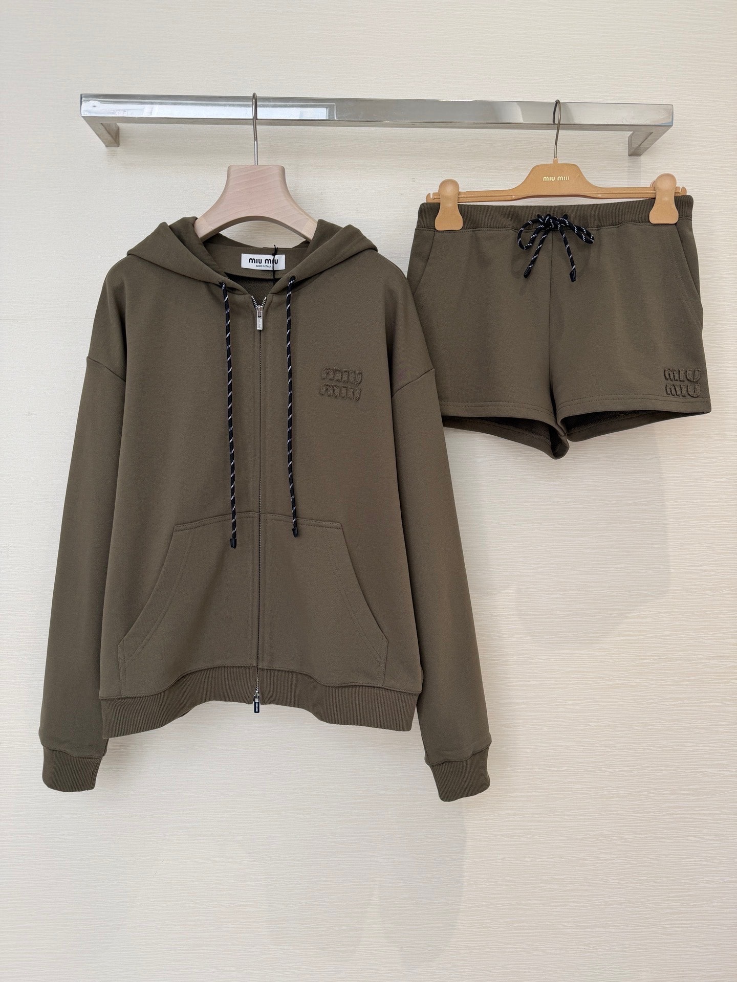 1f8ca78128169.jpg