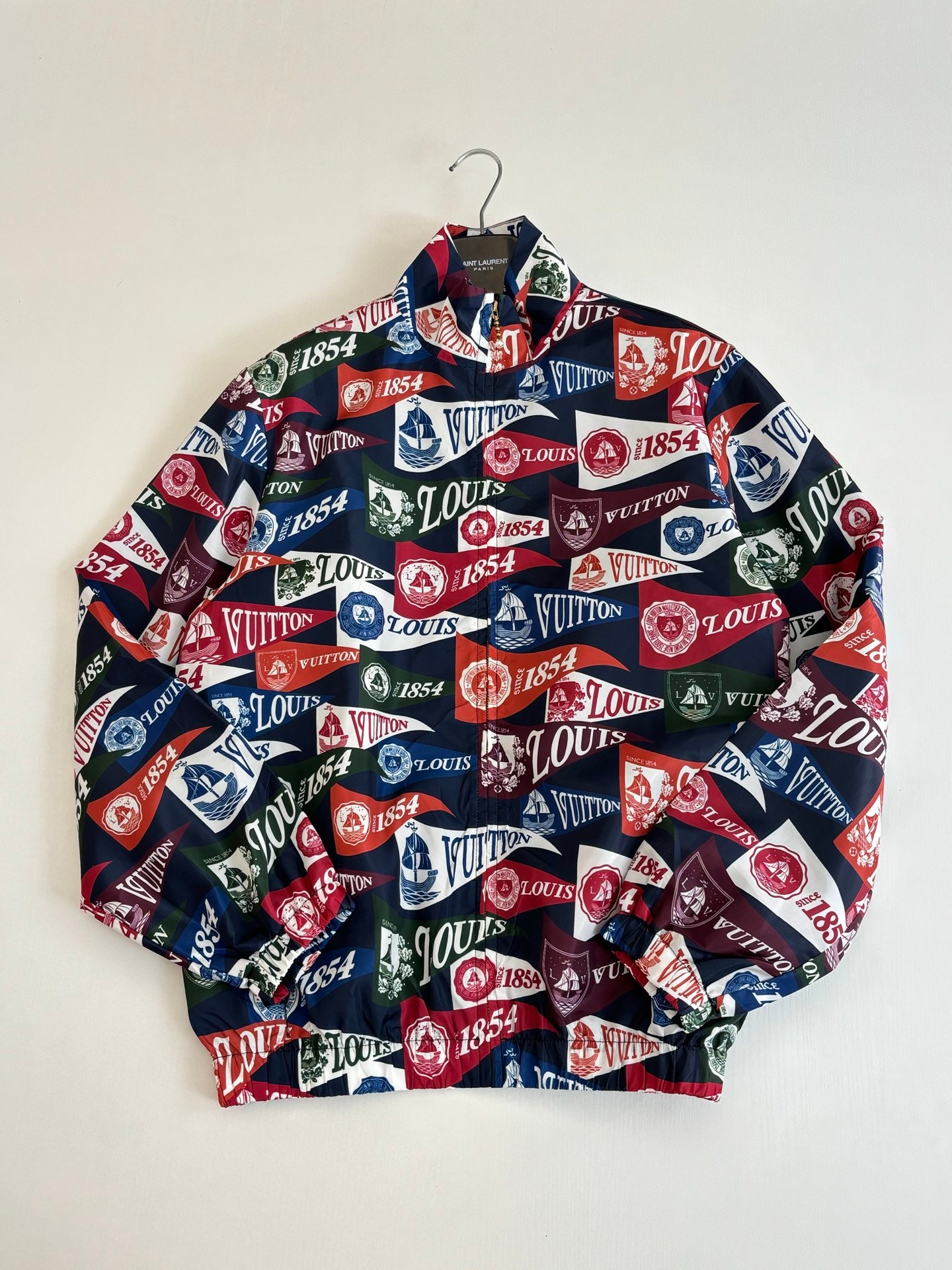 24390ada8e55c.jpg