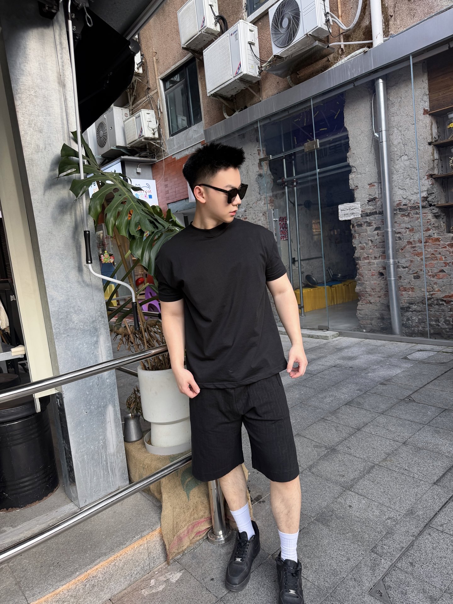 펜디 맨즈 로고 밴딩 숏팬츠
