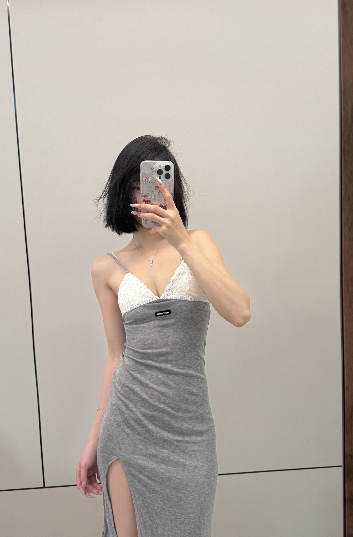 [고퀄] 미우미우 나시 트임 원피스