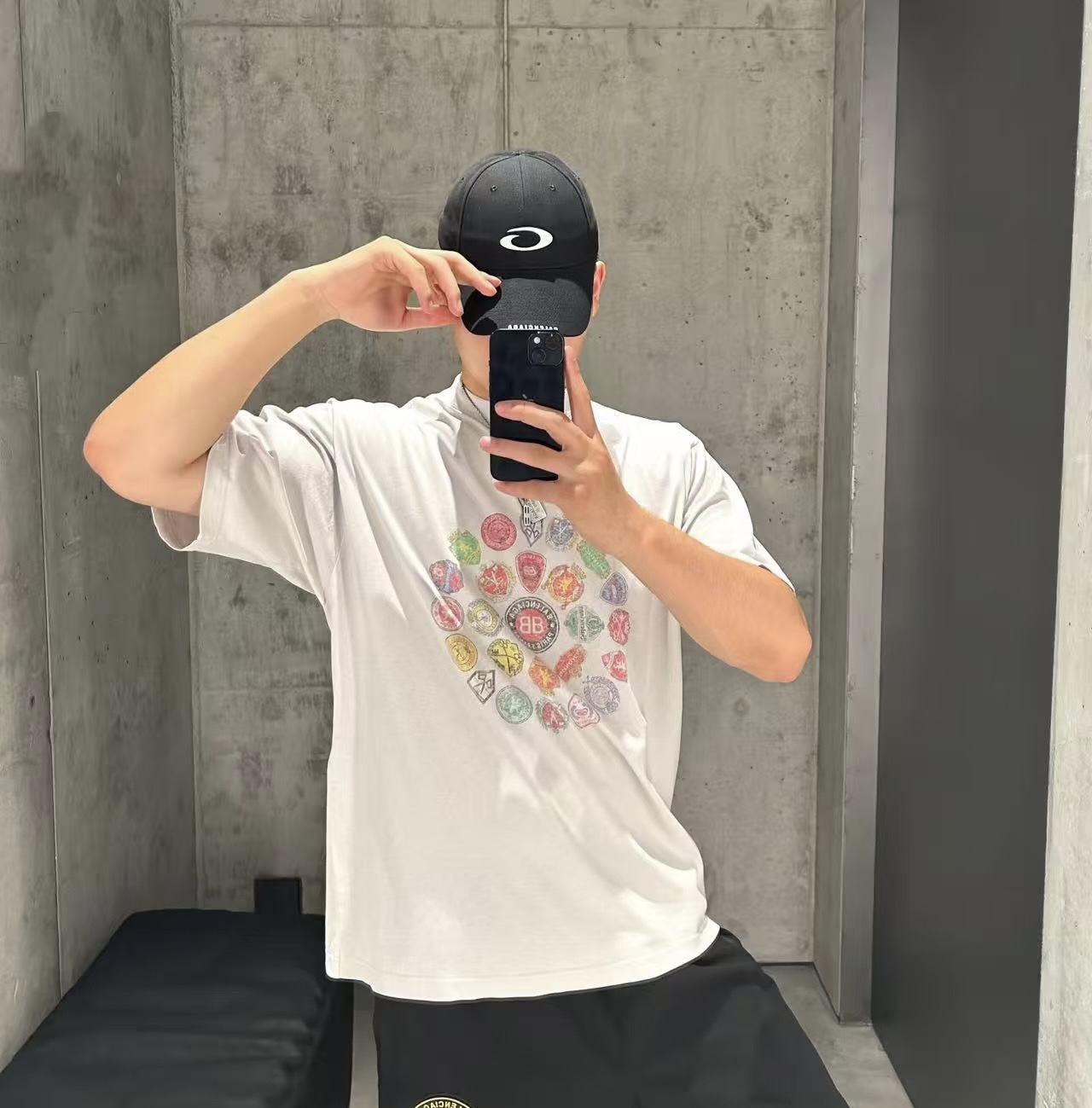 발렌시아가 맨즈 프린팅 반팔티