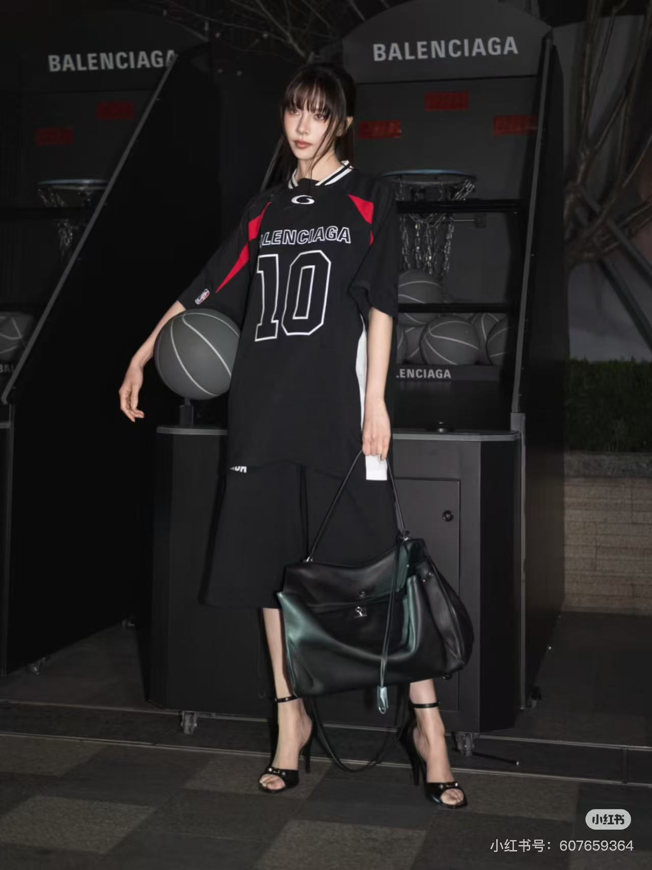 발렌시아가 맨즈 남여공용 NBA 반팔티 3컬러