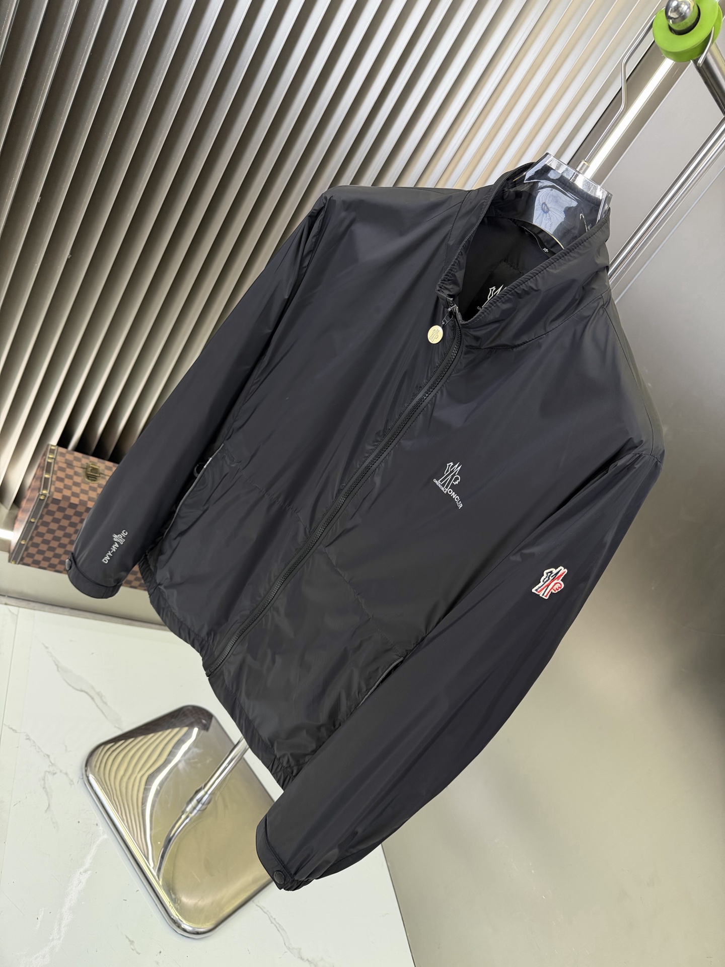 3b54654126bf4.jpg