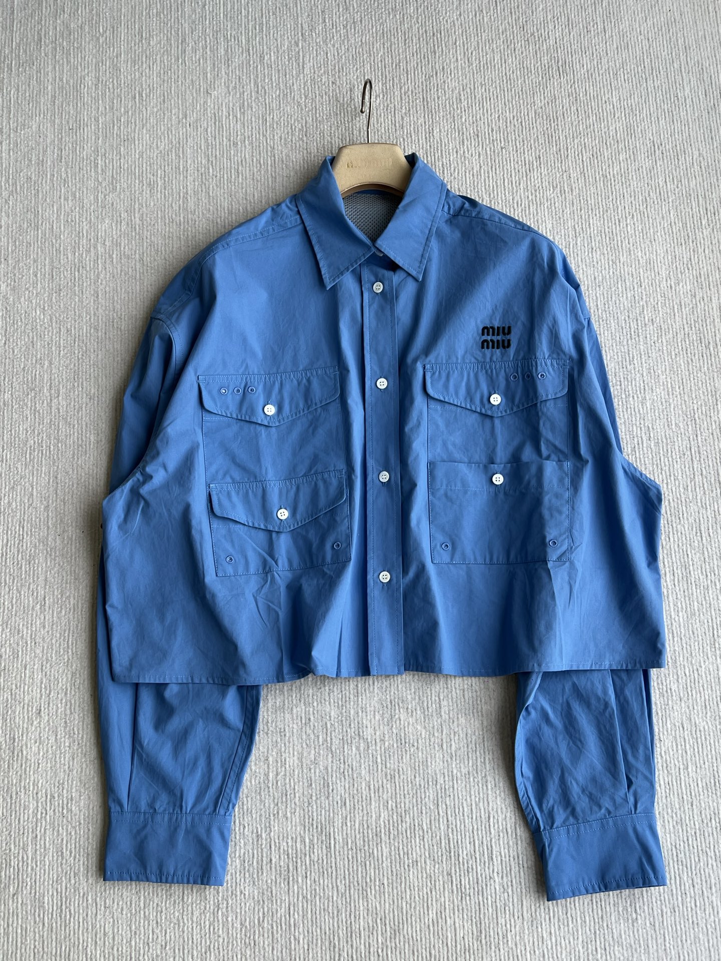 3b8850eed92a9.jpg