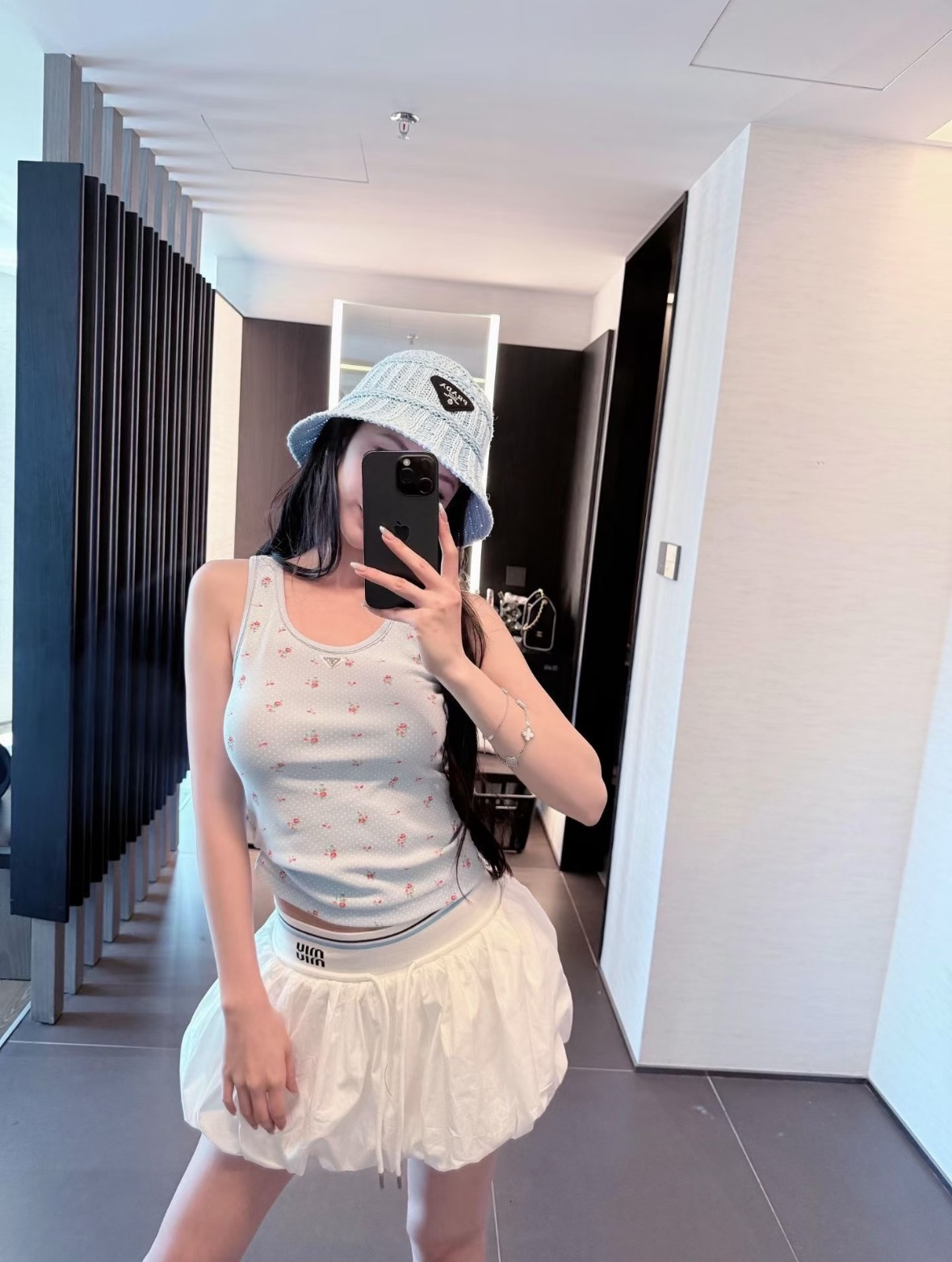 44aab6106a496.jpg
