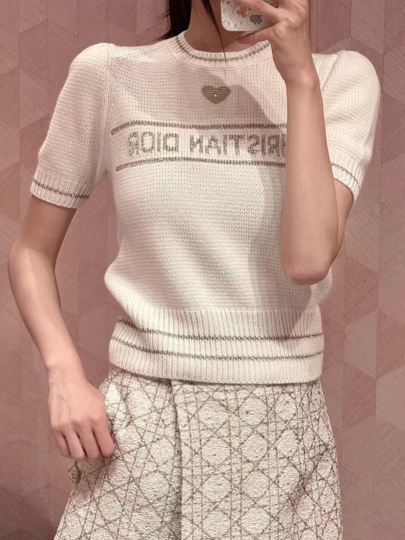 465349c8a6eee.jpg