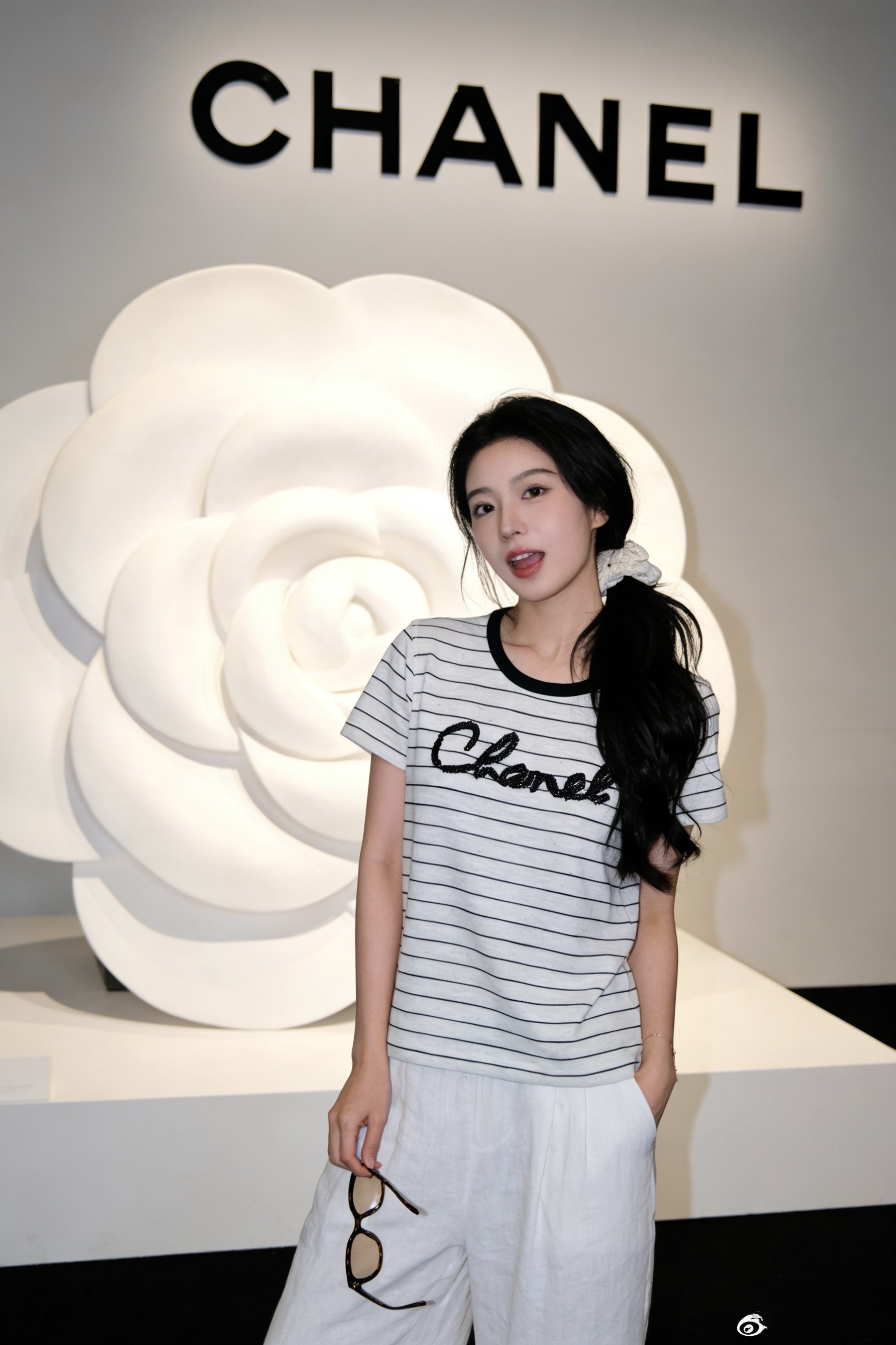 샤넬 스트라이프 반팔 티셔츠