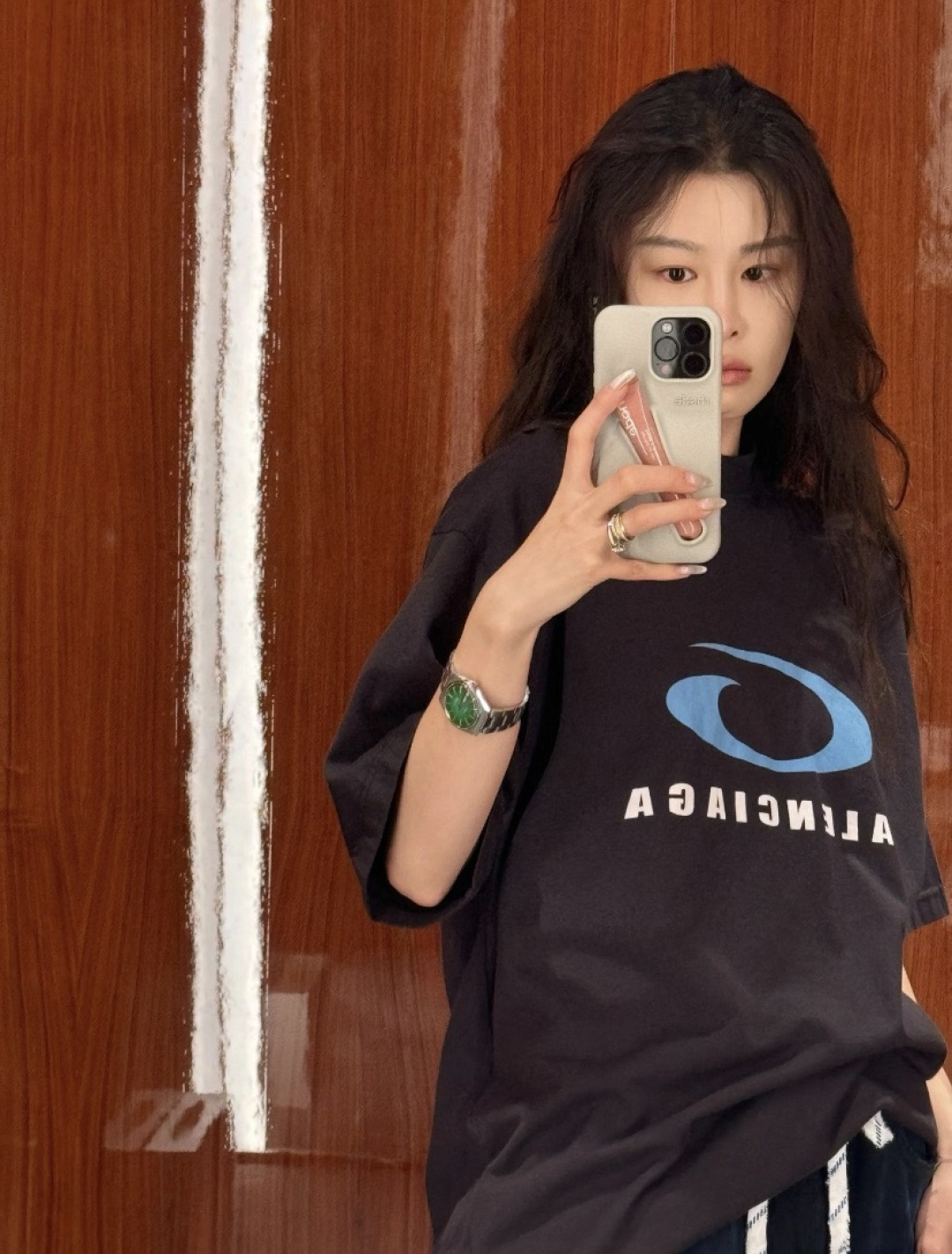 발렌시아가 맨즈 남여공용 로고 반팔티 2컬러