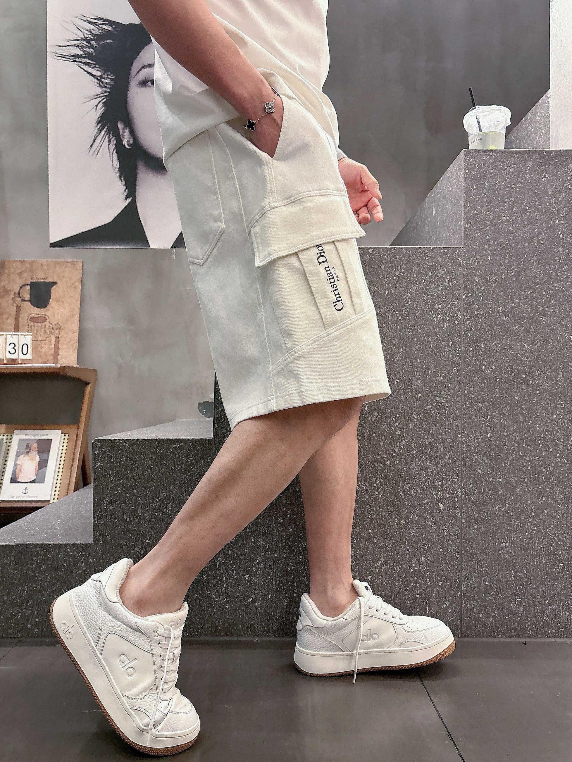 디올 맨즈 로고 밴딩 숏팬츠 2컬러