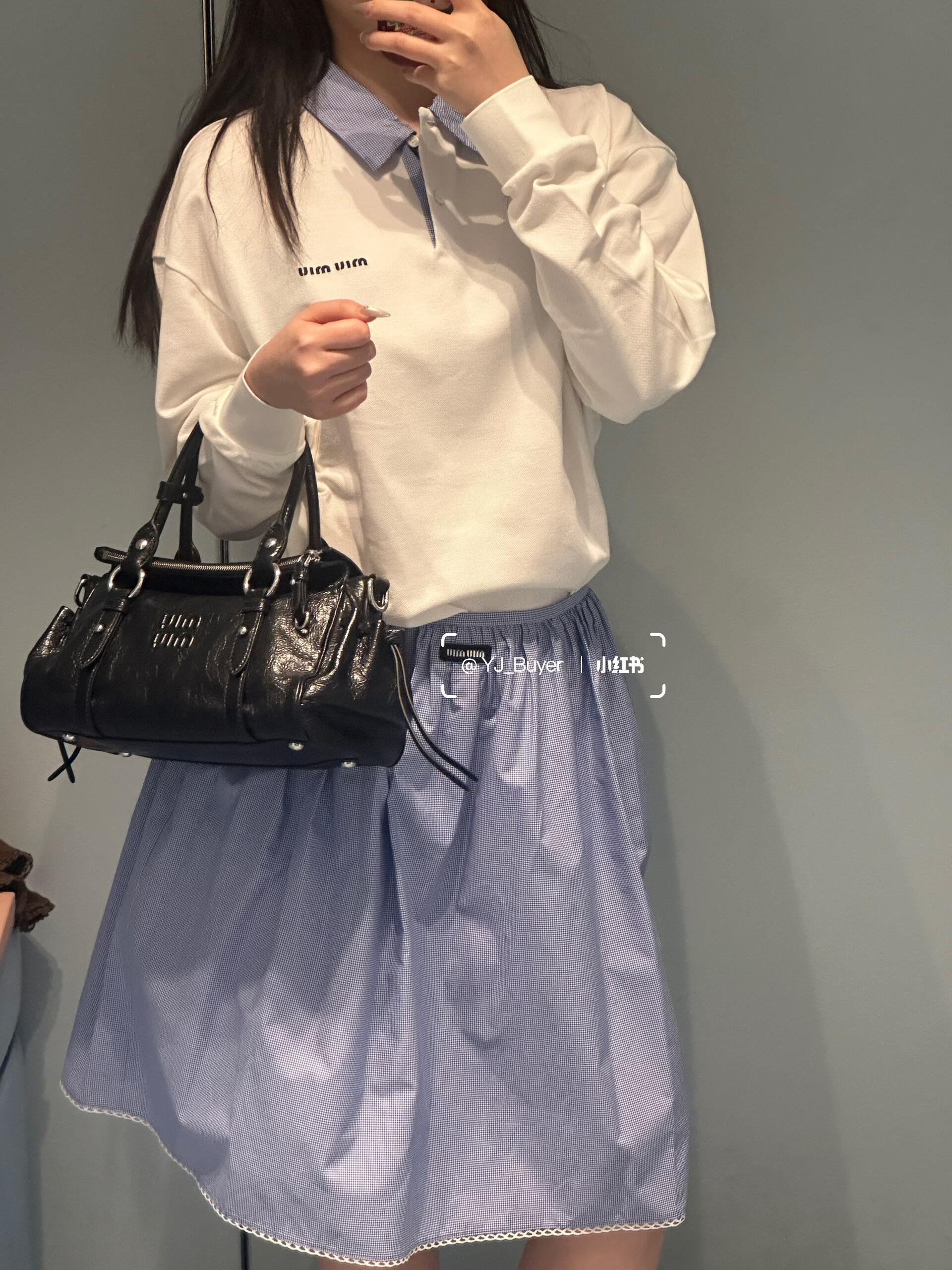 [고퀄]미우미우 카라 긴팔 티셔츠