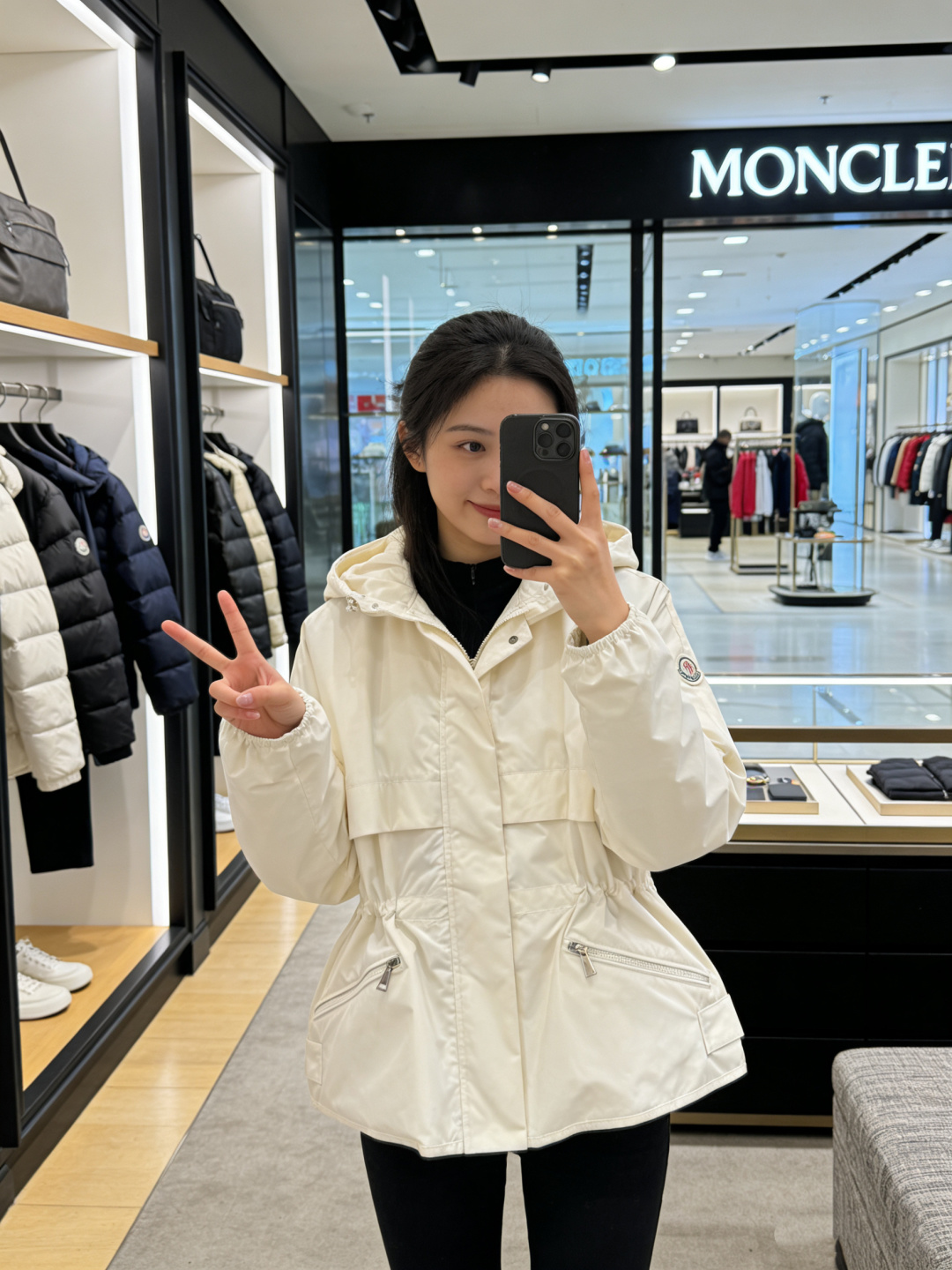 몽클레어 지퍼 바람막이 2컬러