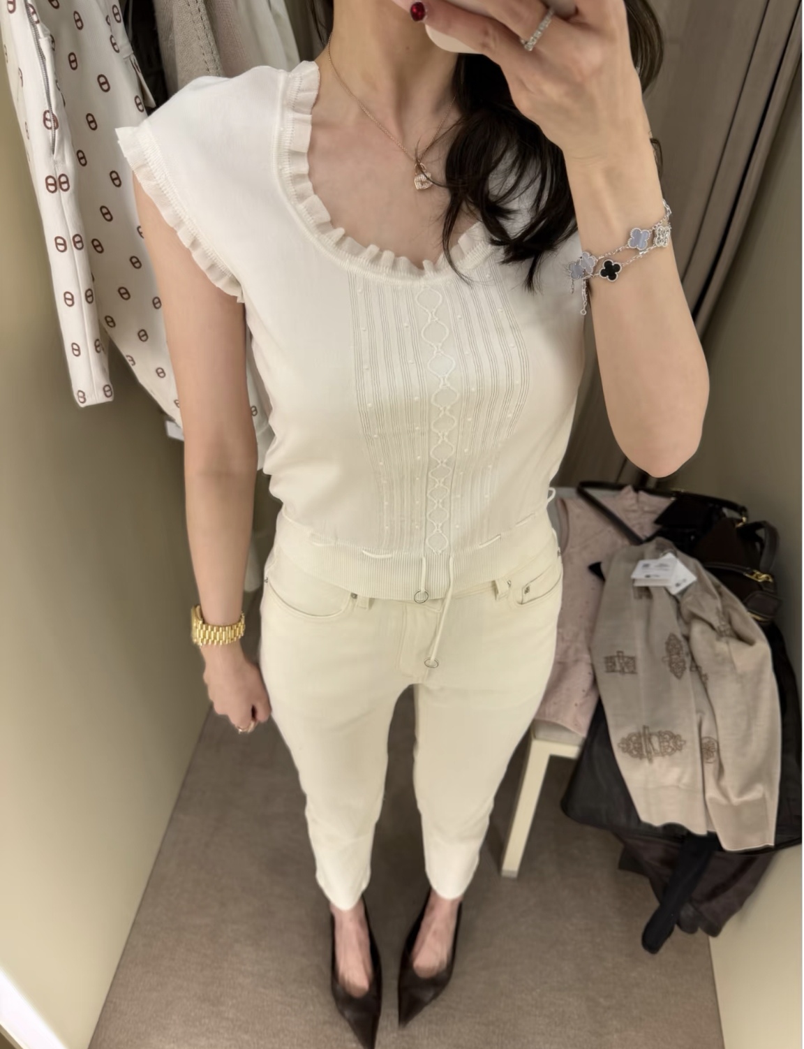 [고퀄] 에르메스 프릴 민소매