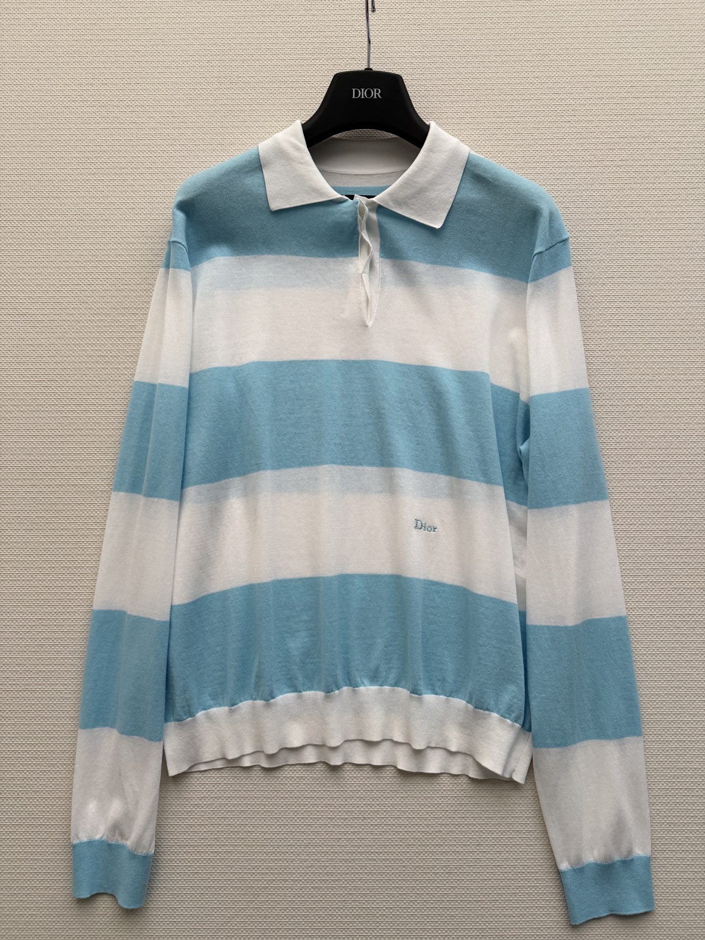 5010113e25204.jpg
