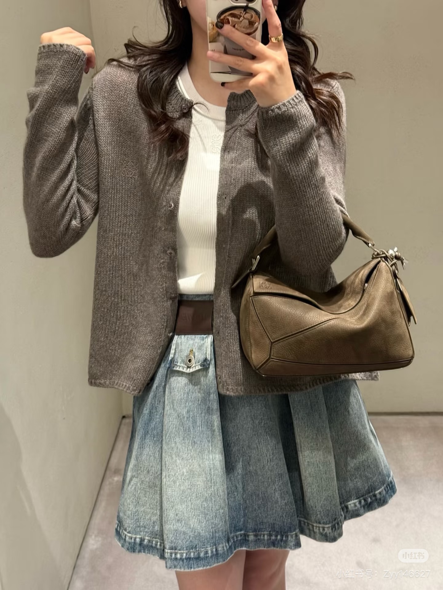585078130d5f0.jpg