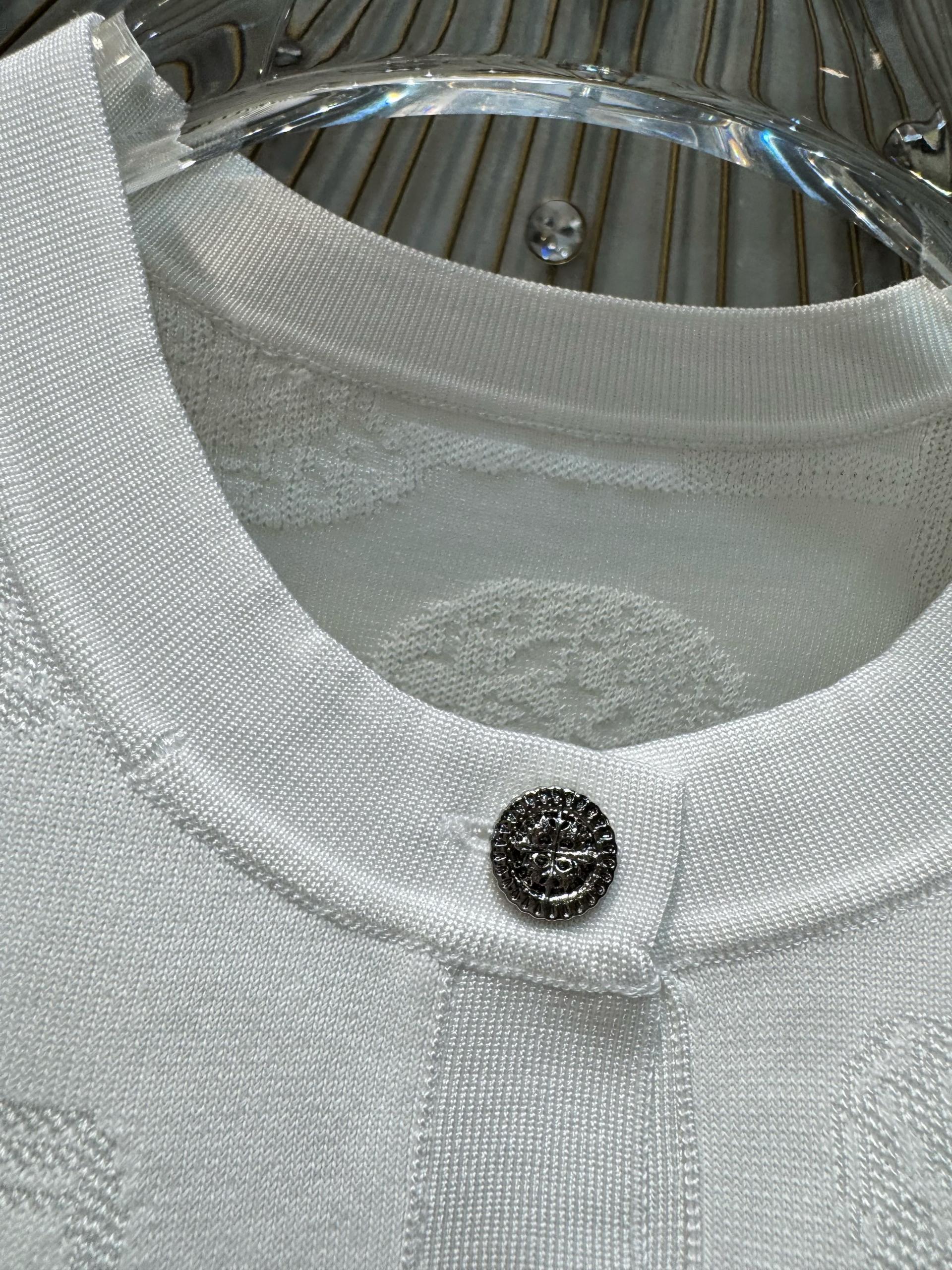 5d9820bf44beb.jpg