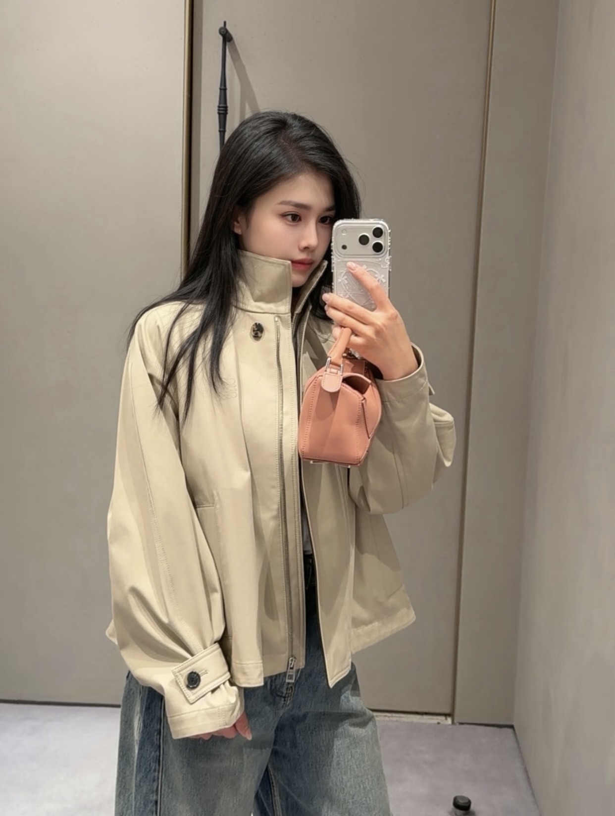 로에베 숏 트렌치 자켓