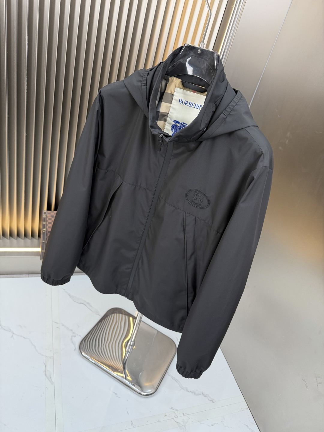 60bd56c93abb7.jpg