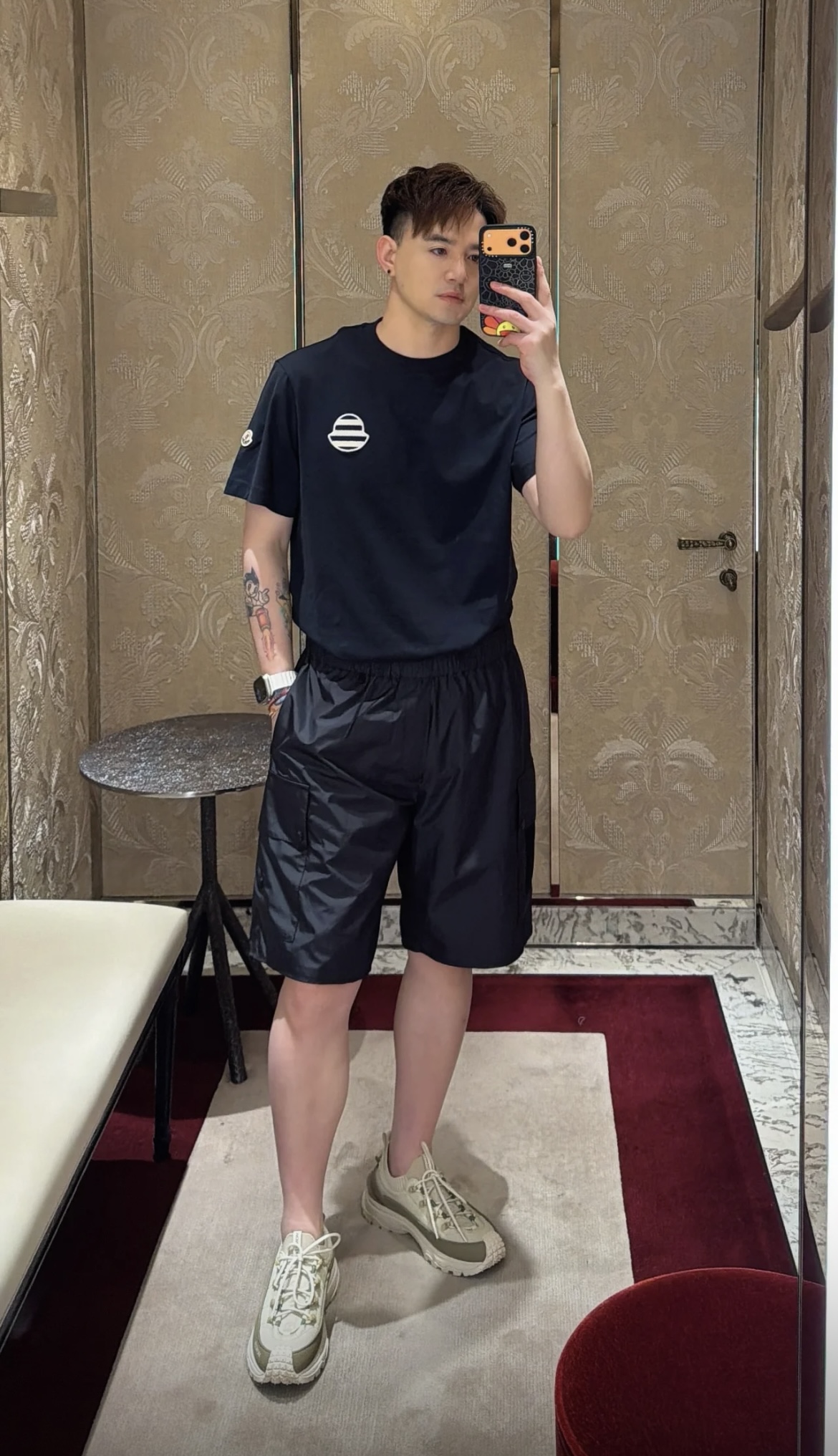 몽클레어 맨즈 로고 반팔티 2컬러