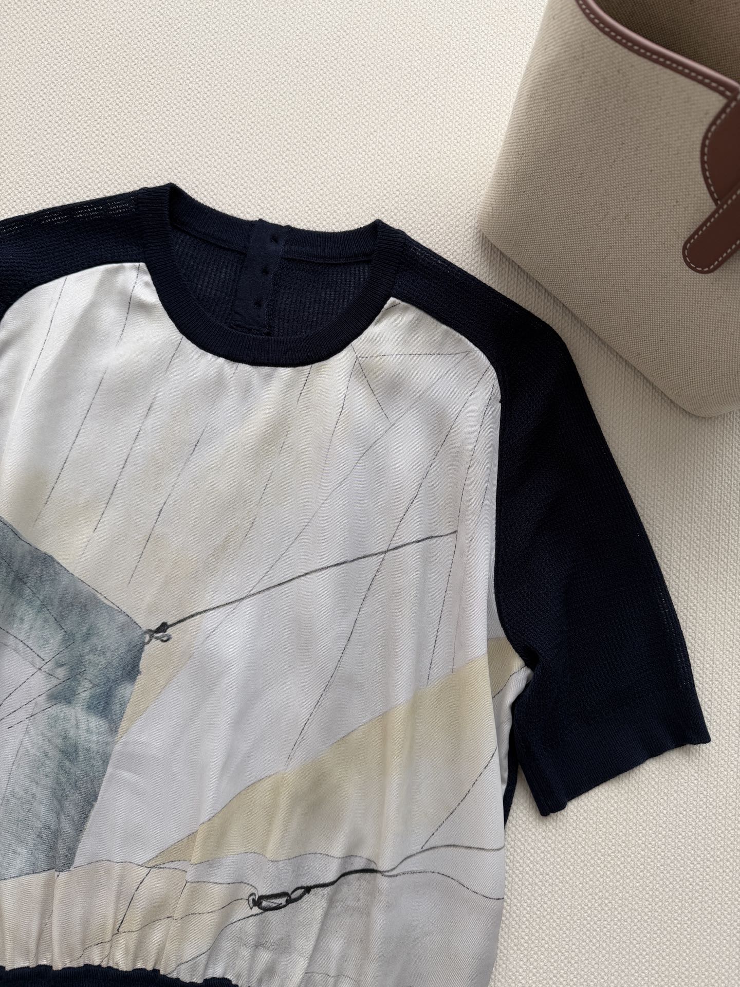 로로피아나 니트