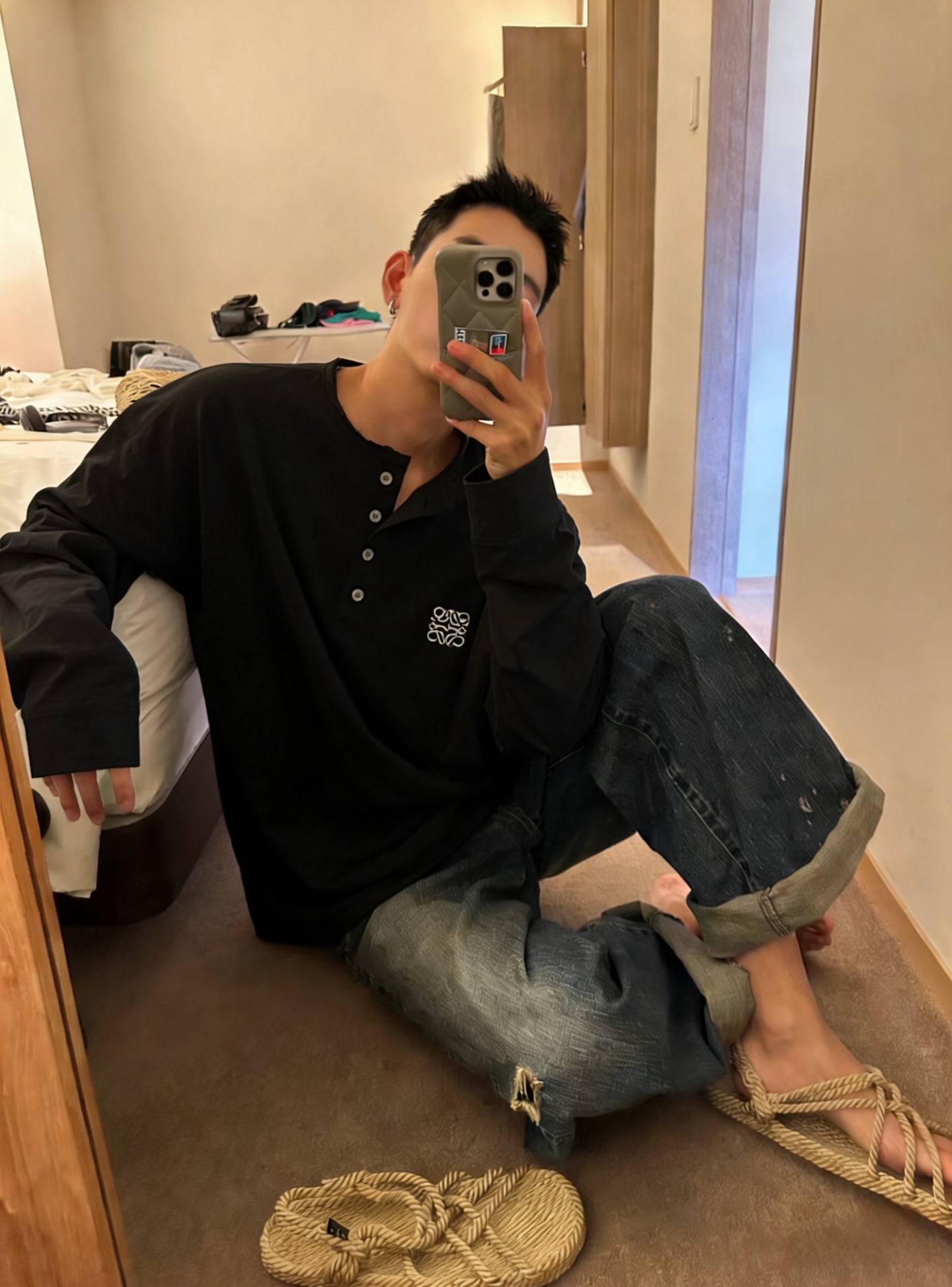 67739d4b48f97.jpg