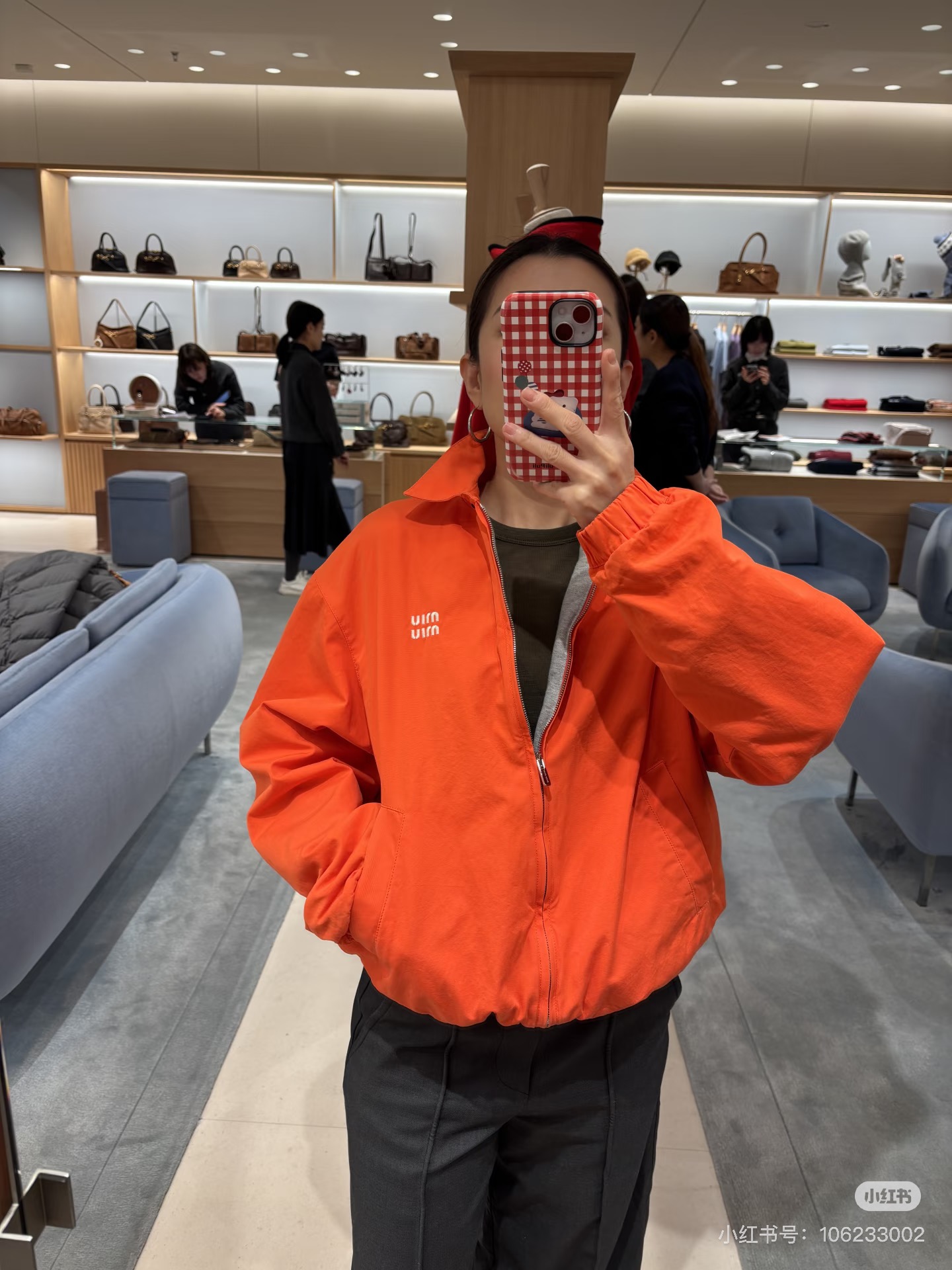 67f67f10ffd1a.jpg