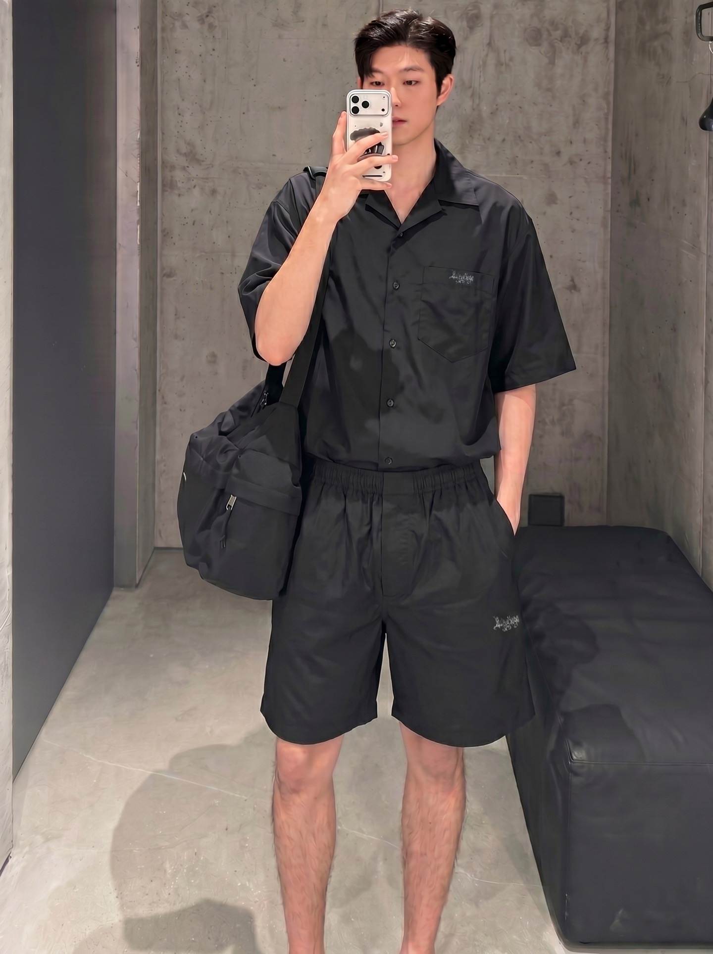 발렌시아가 맨즈 반팔 셔츠
