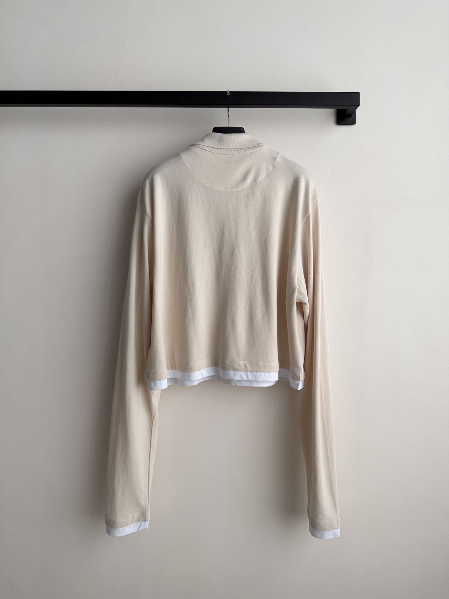 프라다 카라 레이어드 긴팔 티셔츠