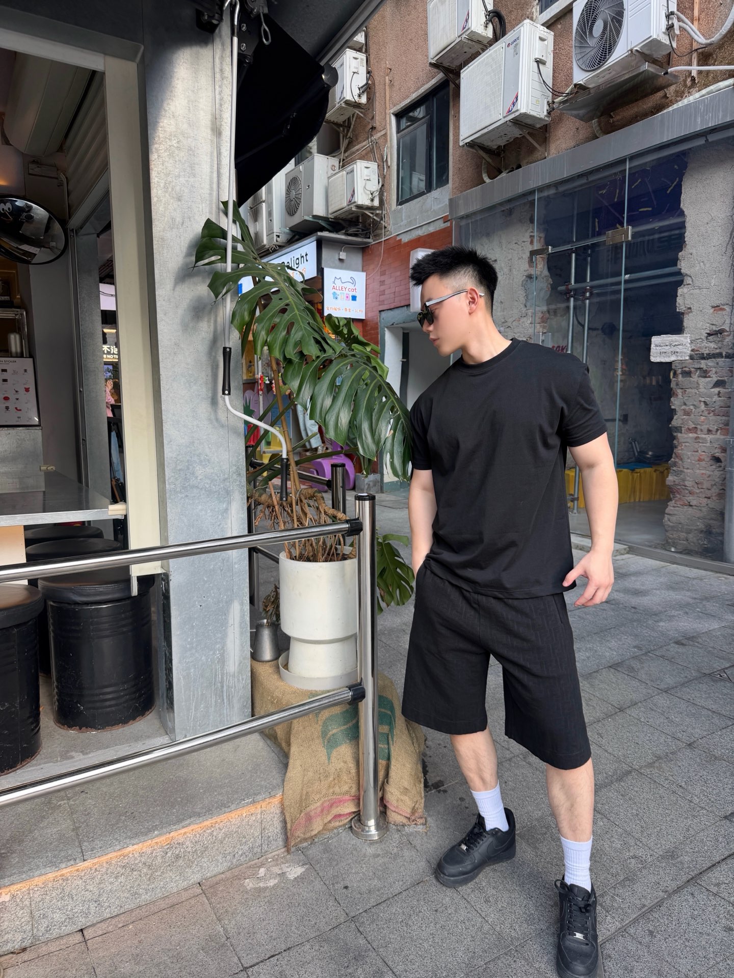 펜디 맨즈 로고 밴딩 숏팬츠