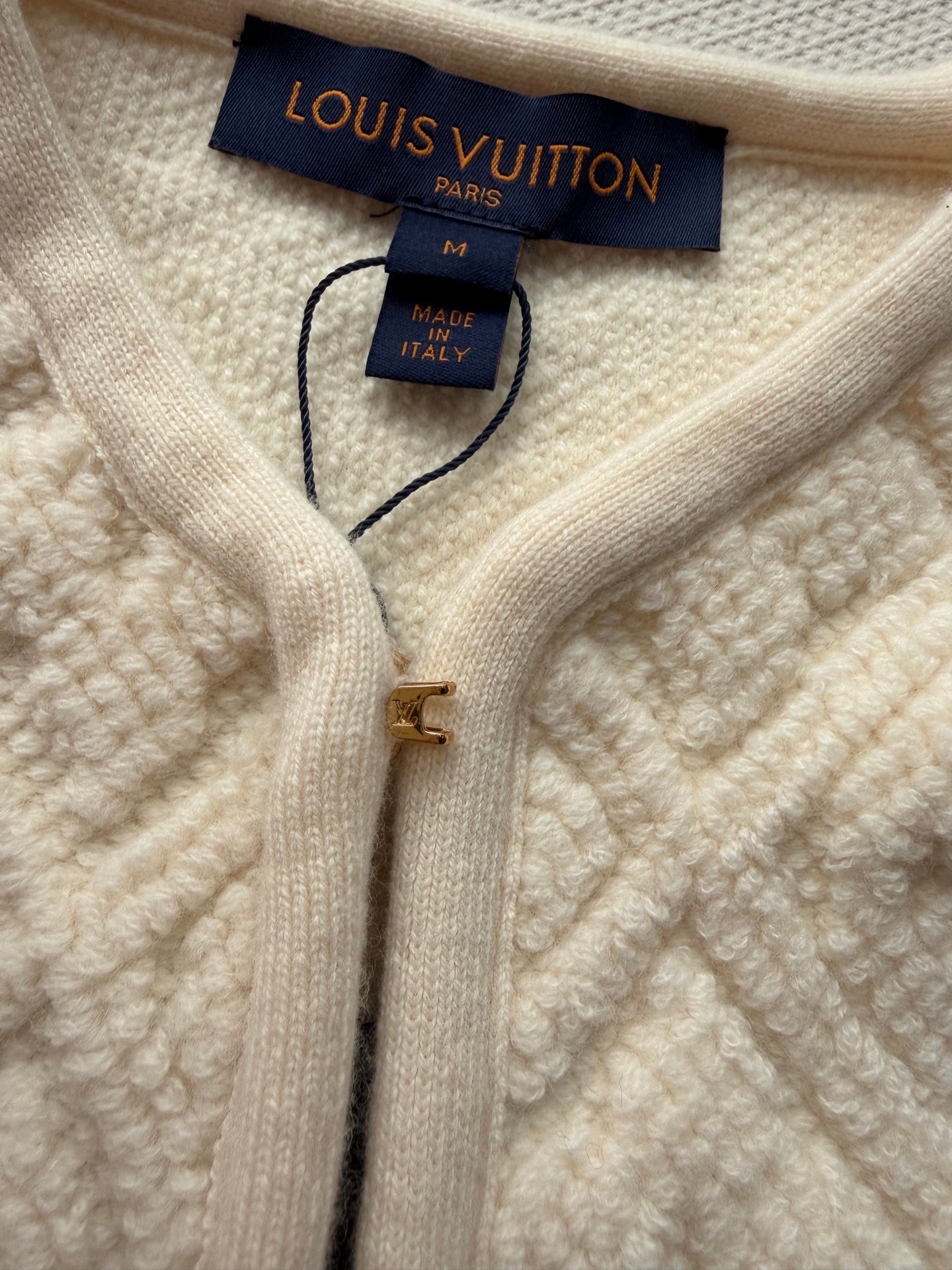 72ce590b30074.jpg